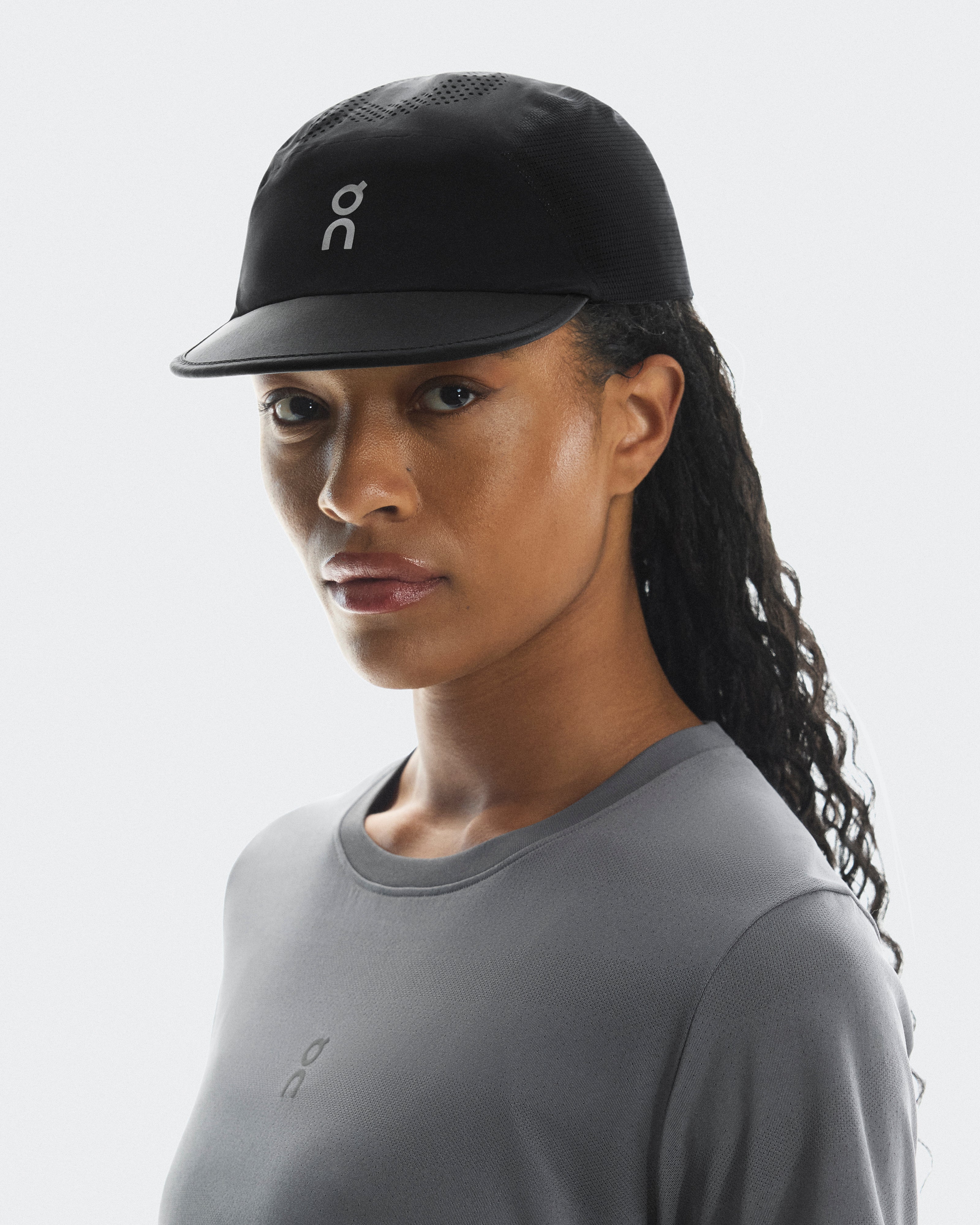On Ultra Cap Black