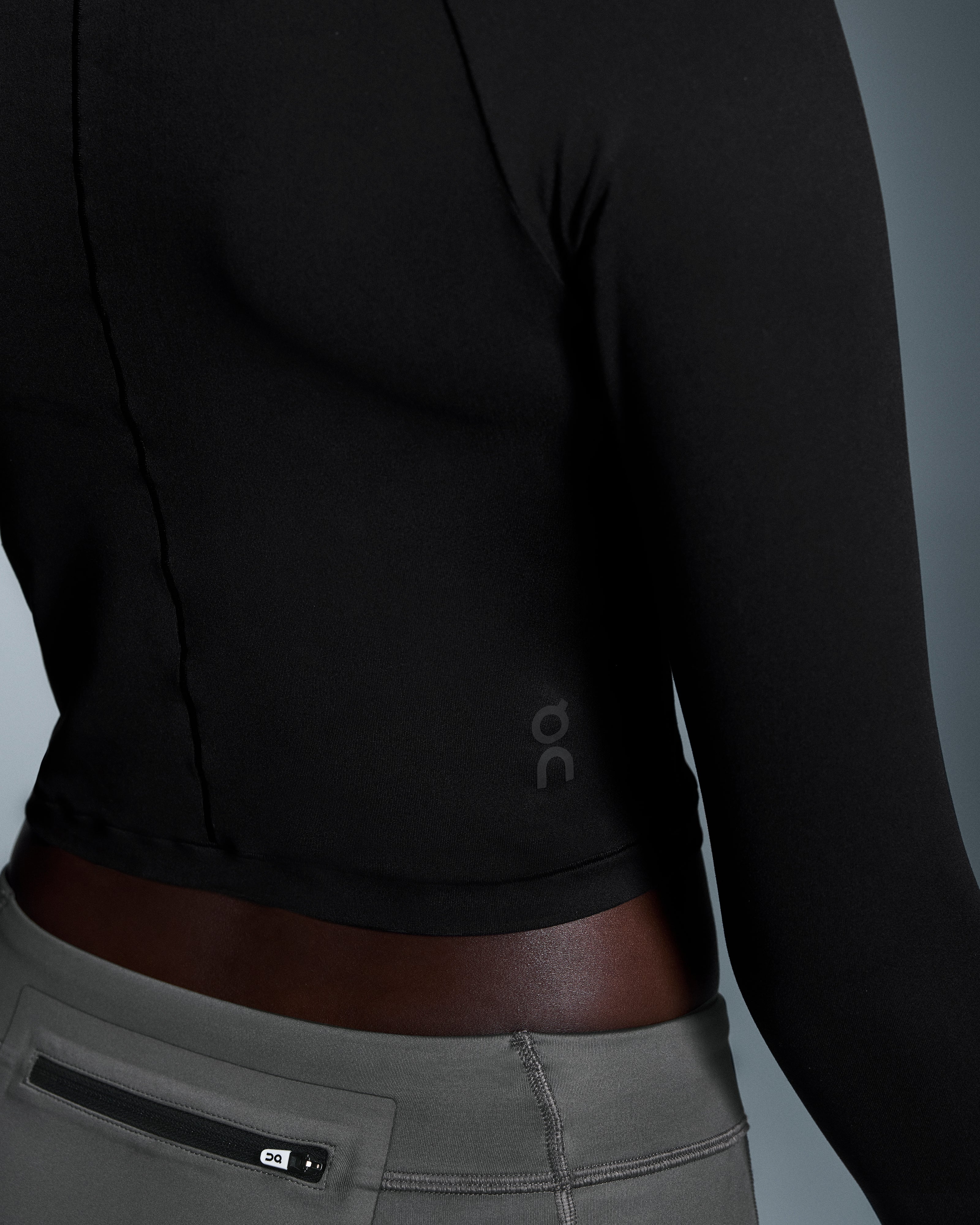 On Movement Long-T Crop Black (Women'S)