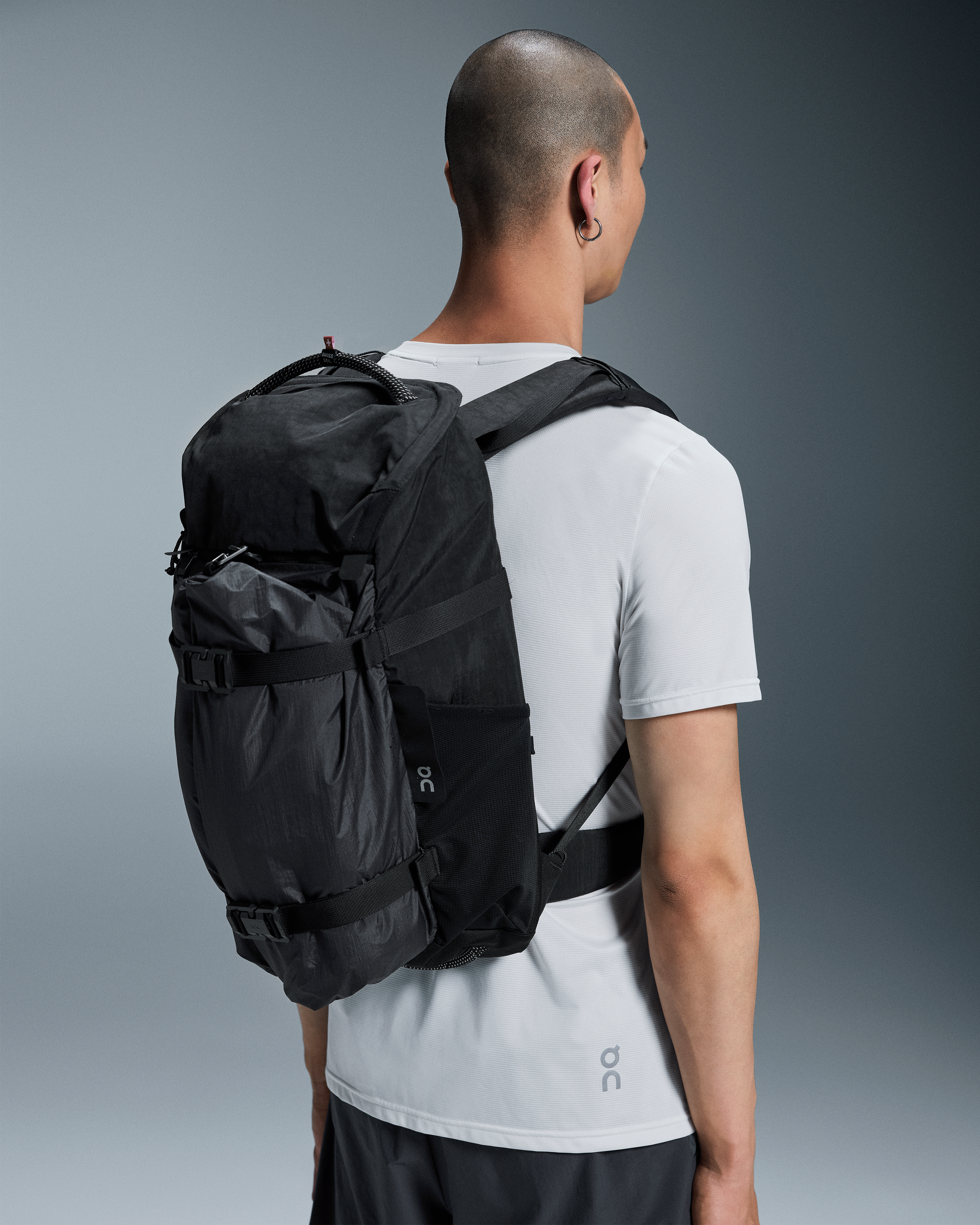 On Speed Pack 24L Elite Black | Magnet