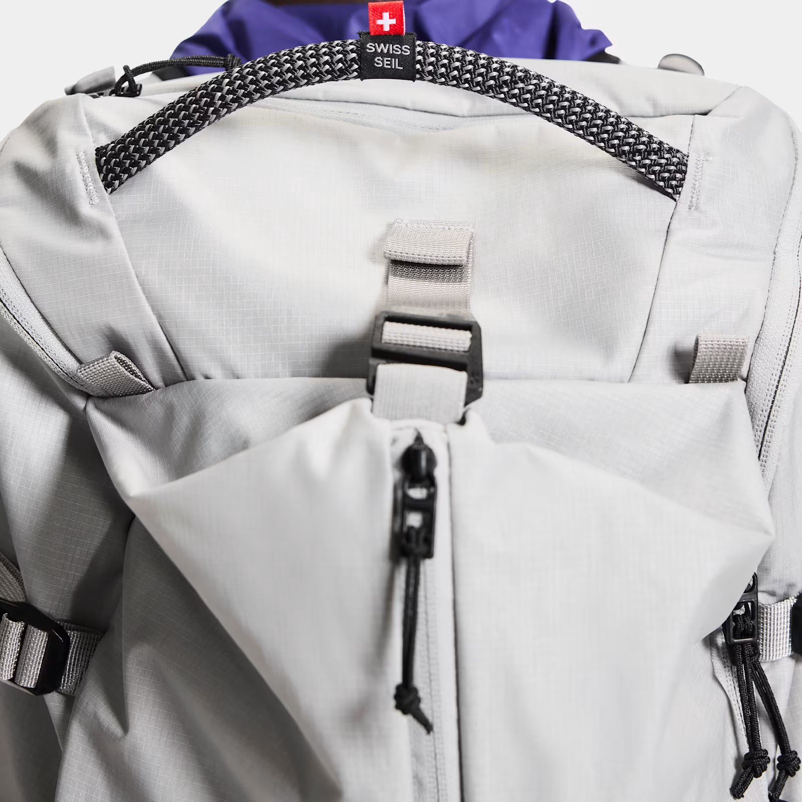 On Speed Pack 30L Glacier | Black
