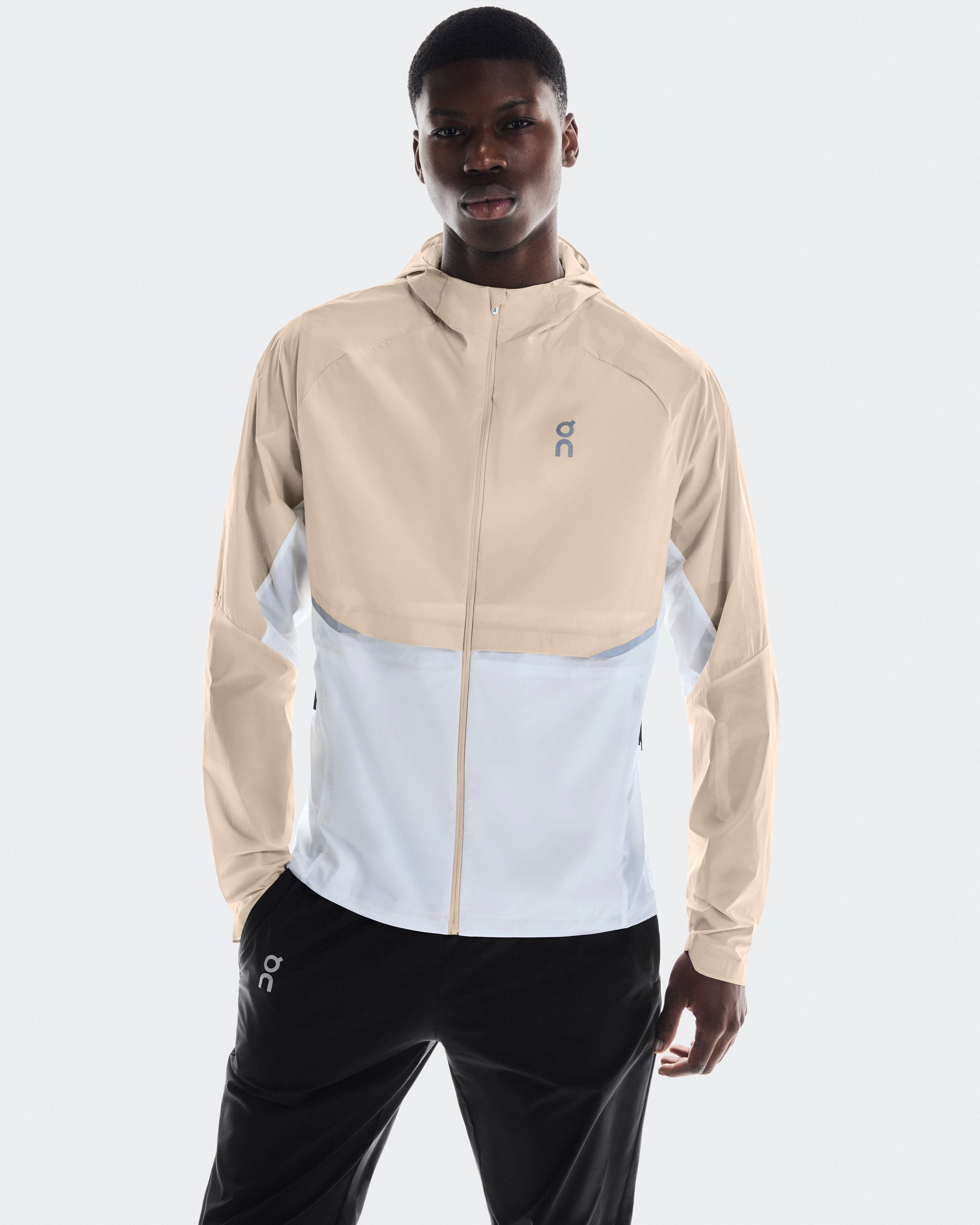 On Core Jacket Sand | White