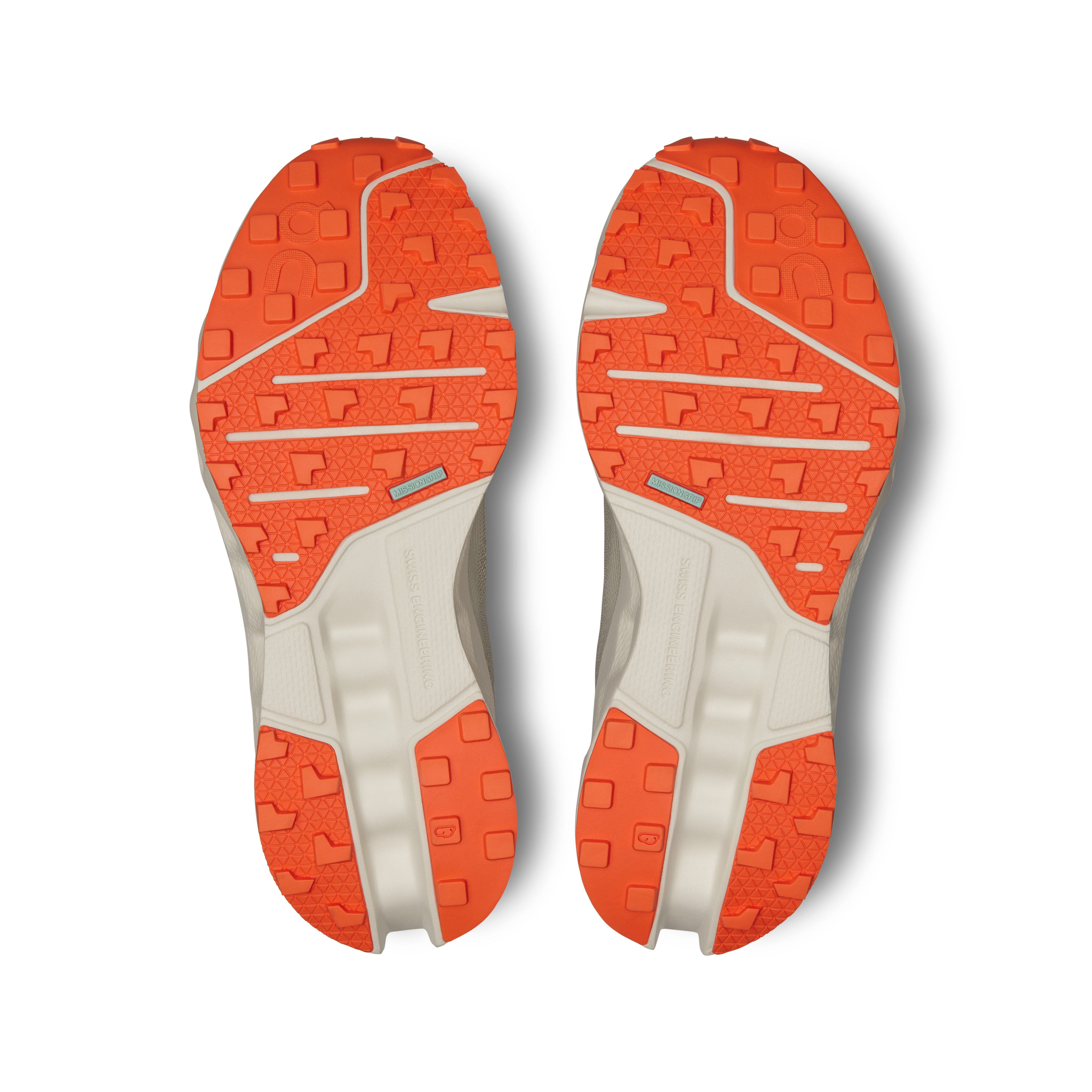 On Cloudsurfer Trail Fossil Ivory (Women'S)