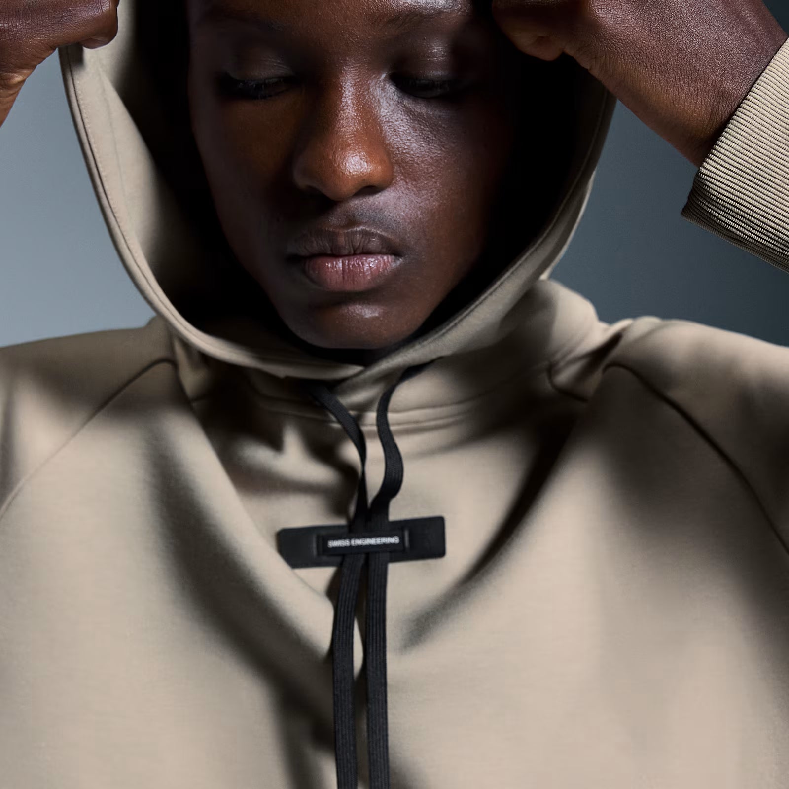 On Hoodie Desert