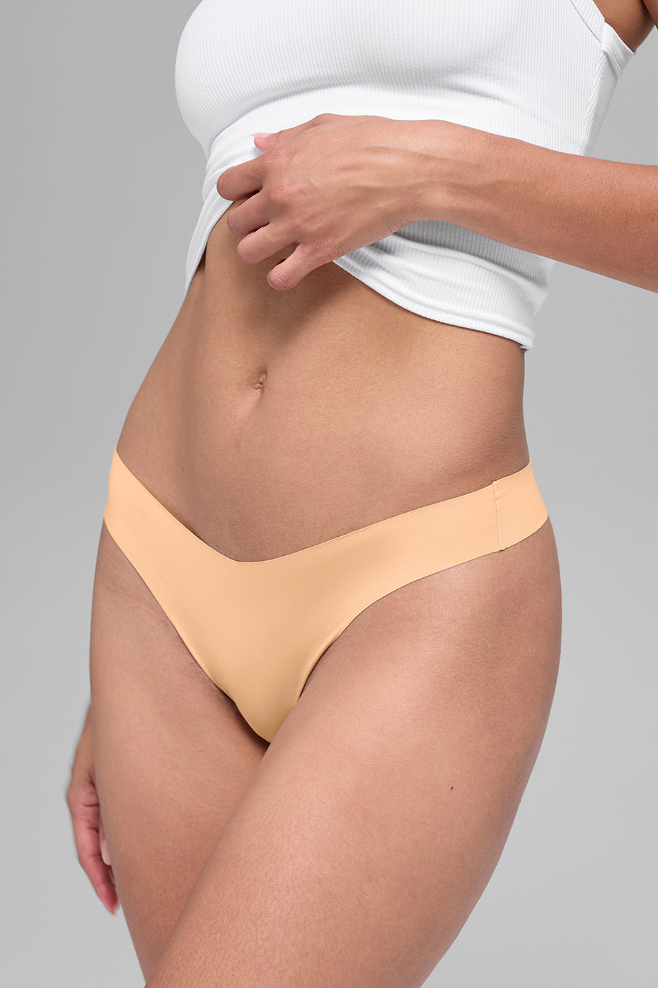 Alo Yoga Women'S Airbrush Invisible Thong