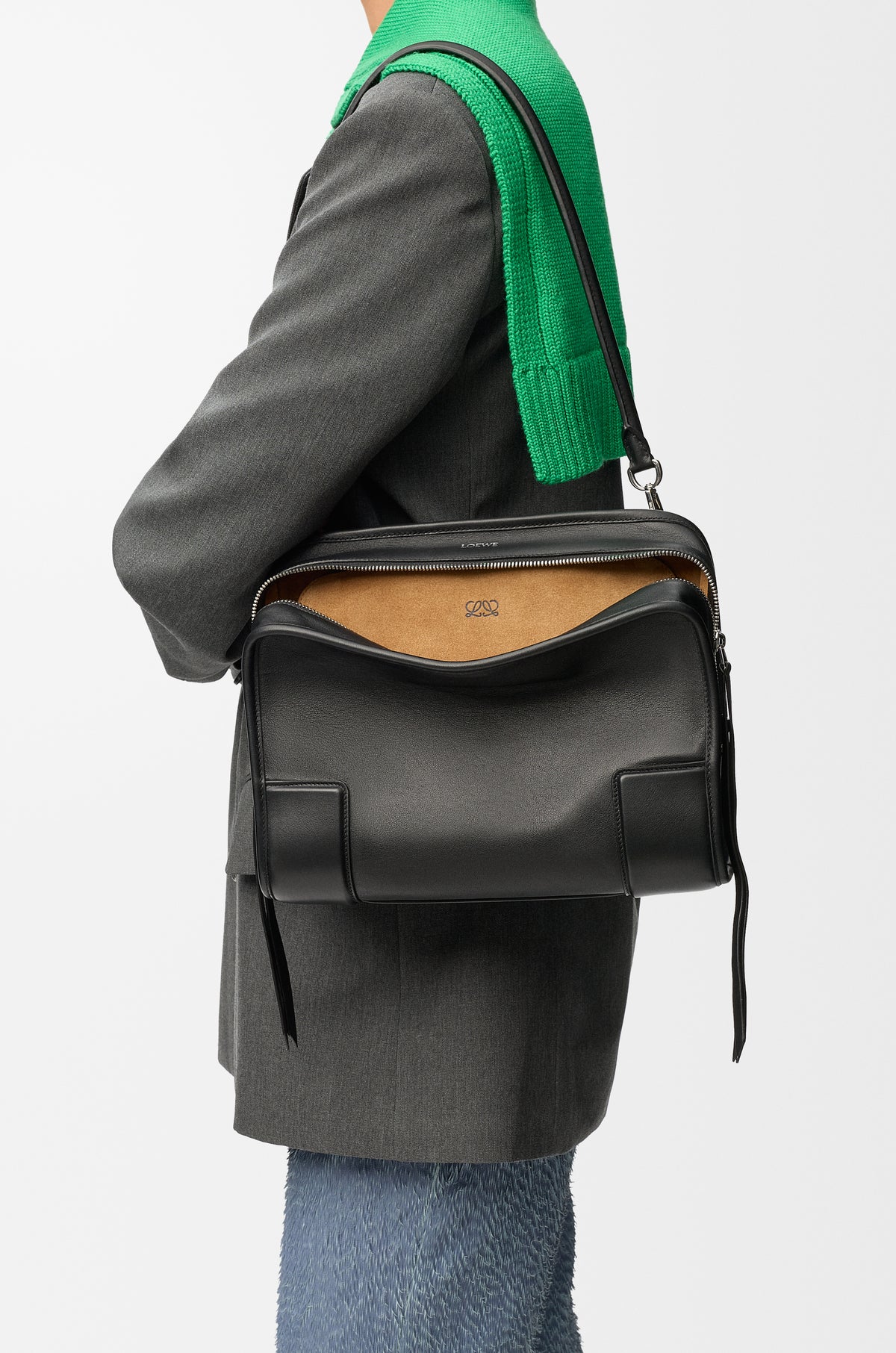 Loewe Medium Amazona 180 bag in soft calfskin