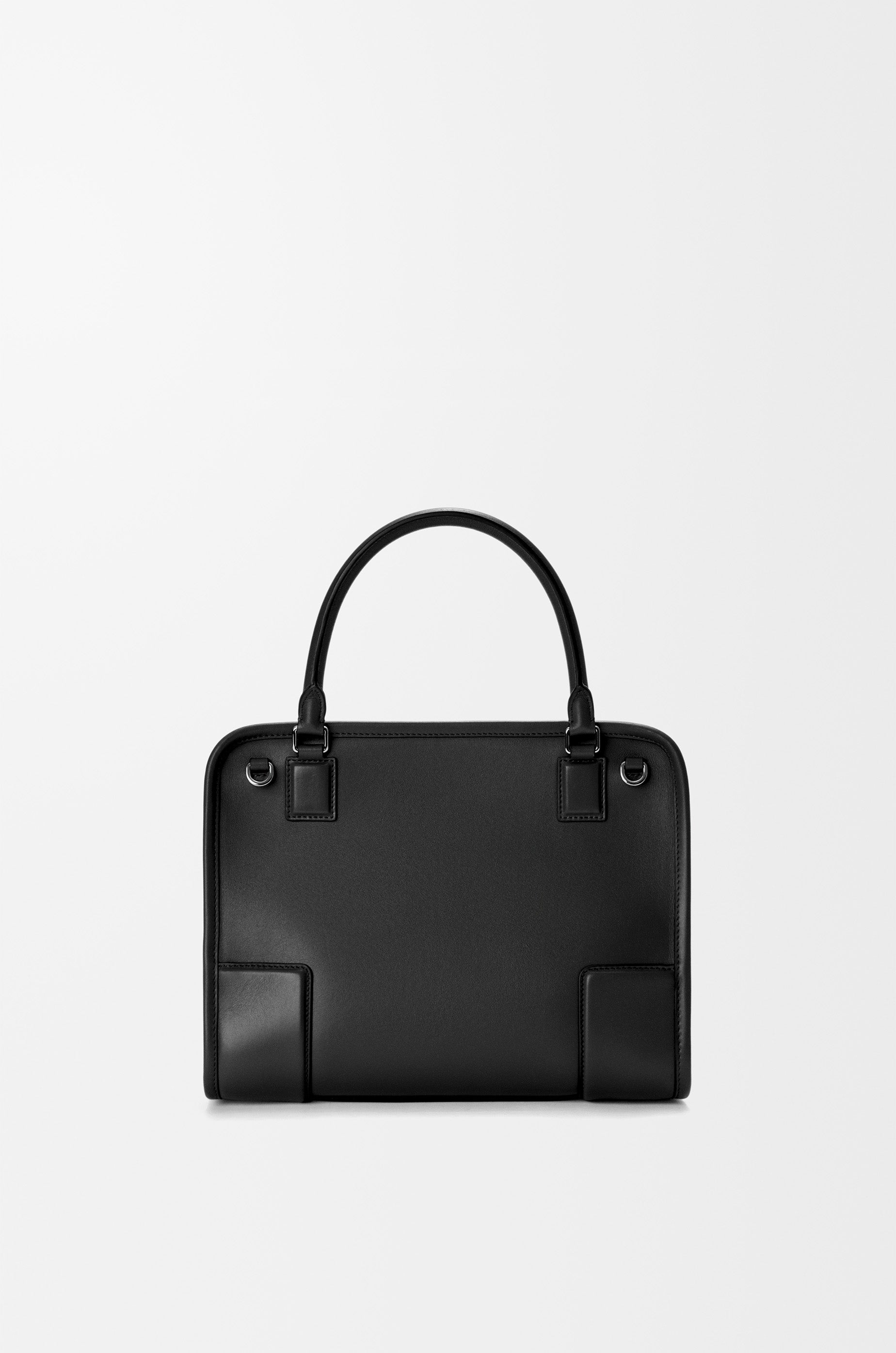 Loewe Medium Amazona 180 bag in soft calfskin