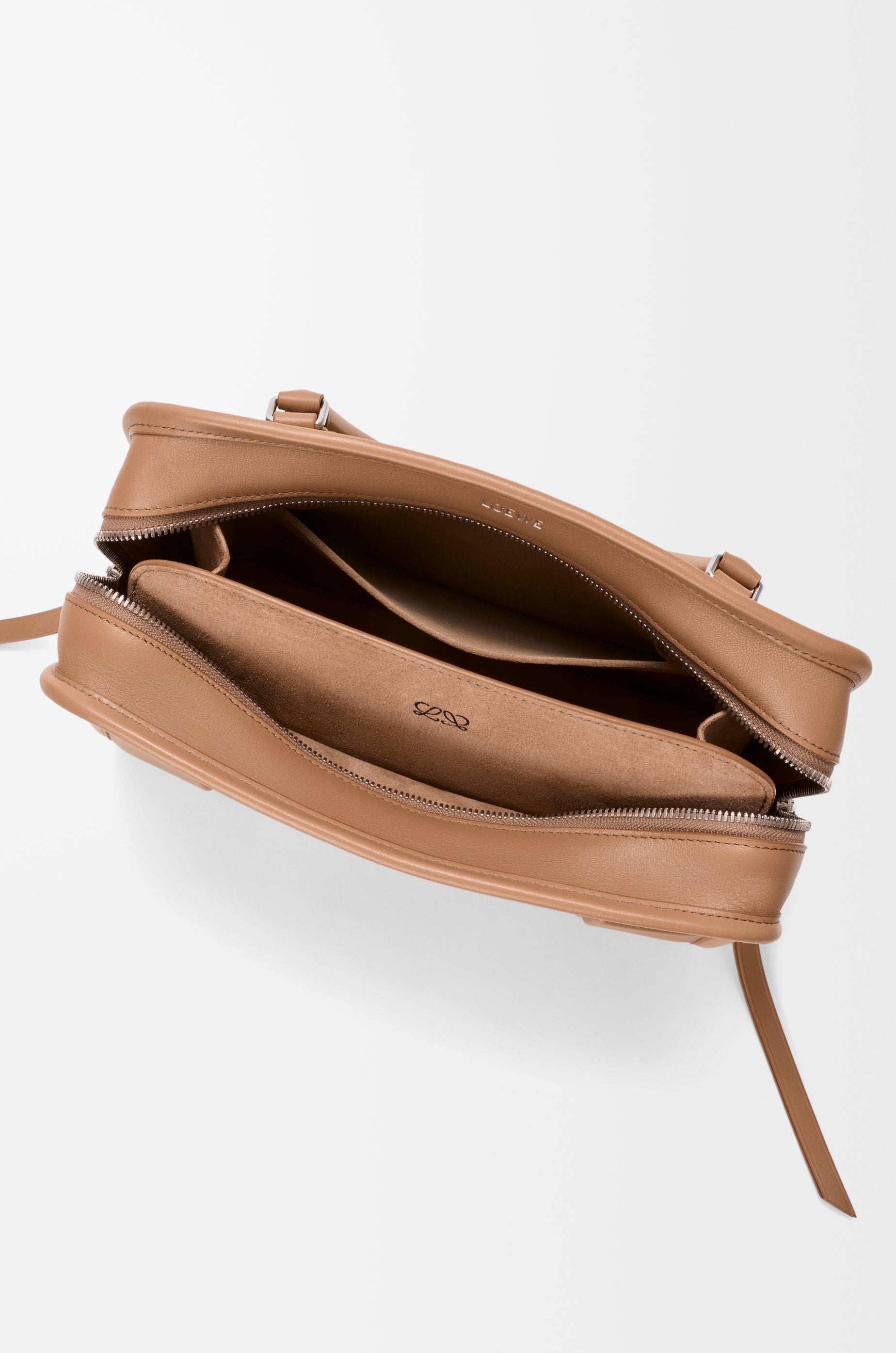Loewe Medium Amazona 180 bag in soft calfskin