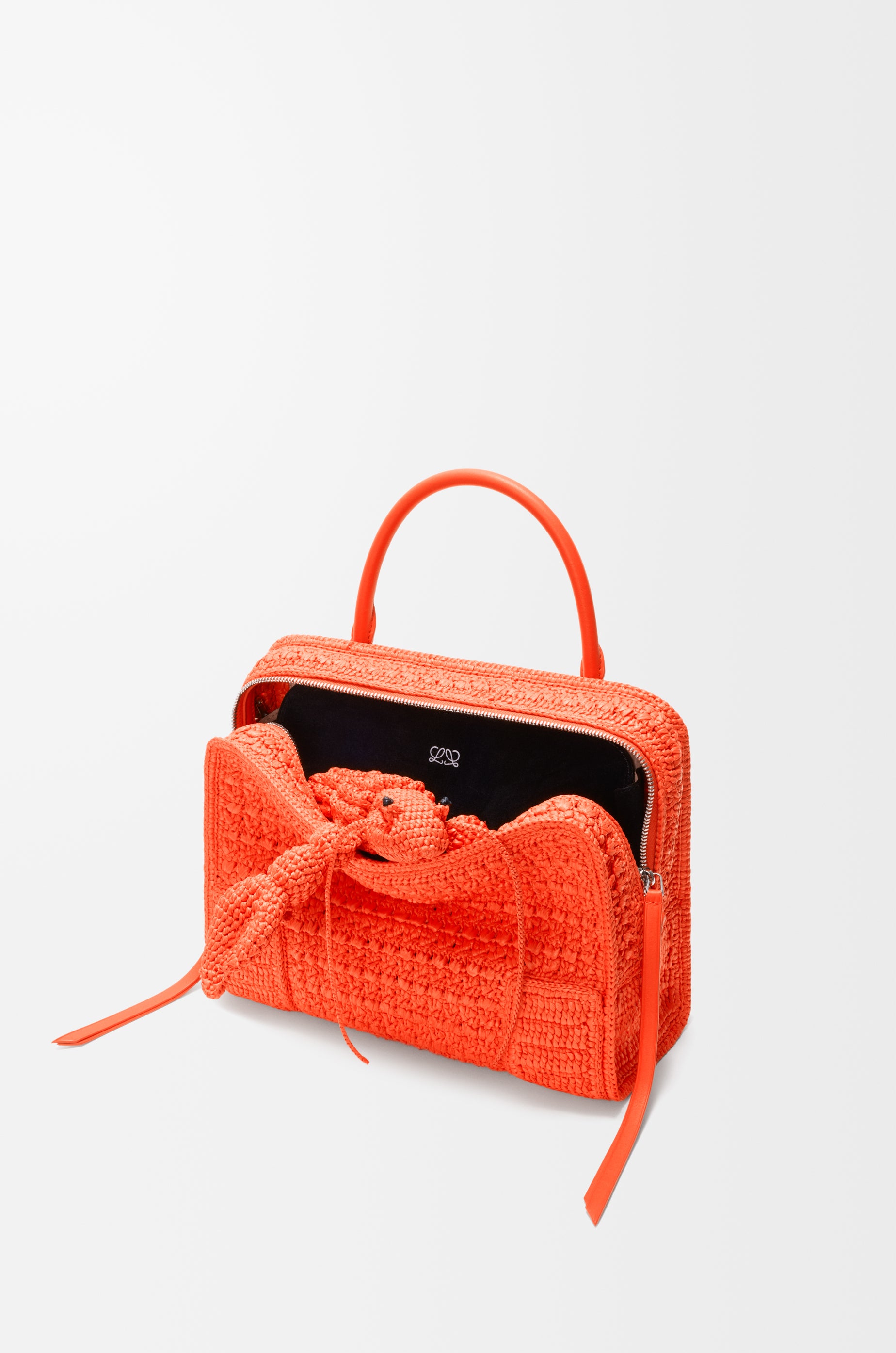 Loewe Medium Amazona 180 Lazy Crab bag in raffia crochet