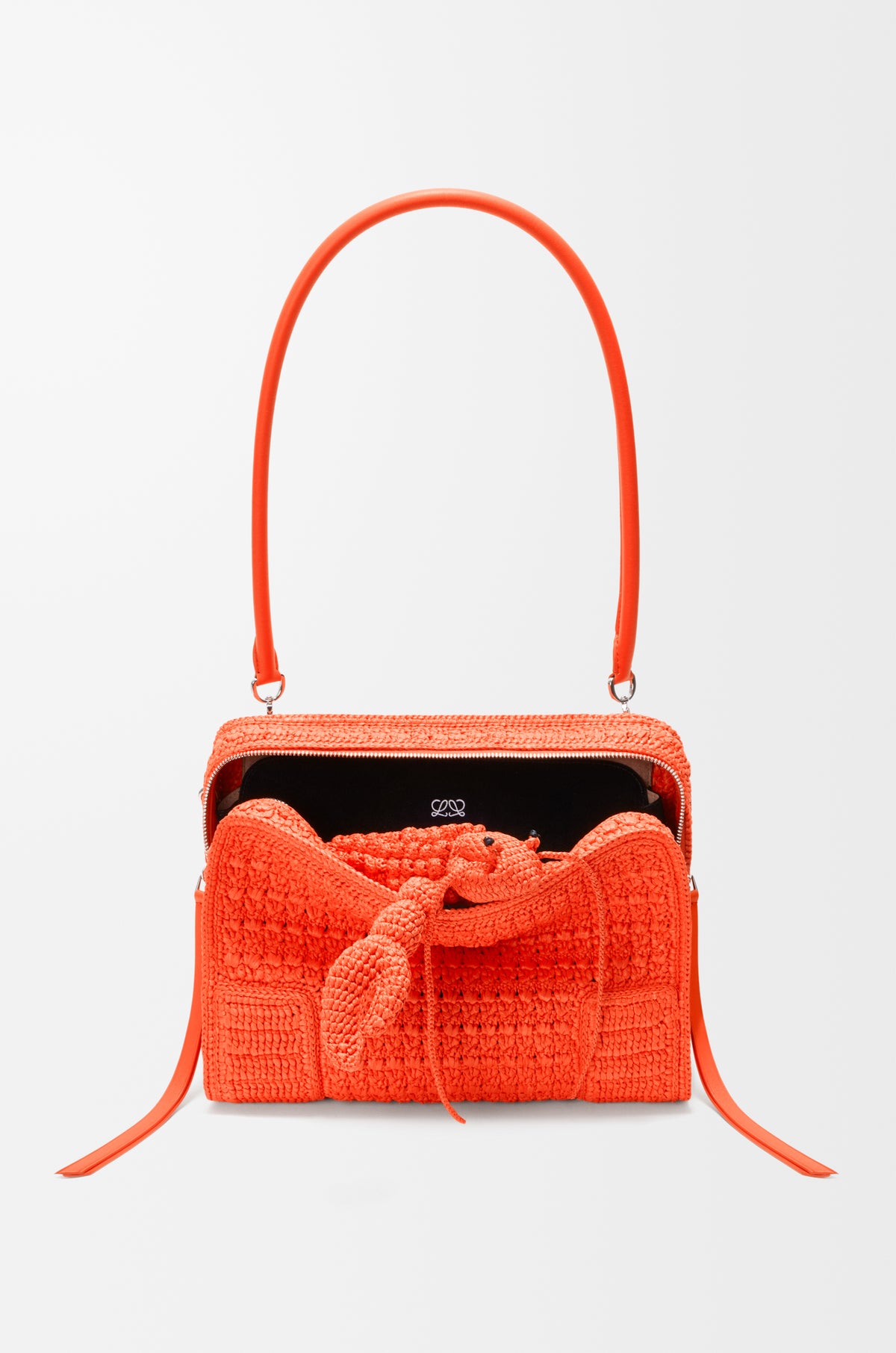 Loewe Medium Amazona 180 Lazy Crab bag in raffia crochet