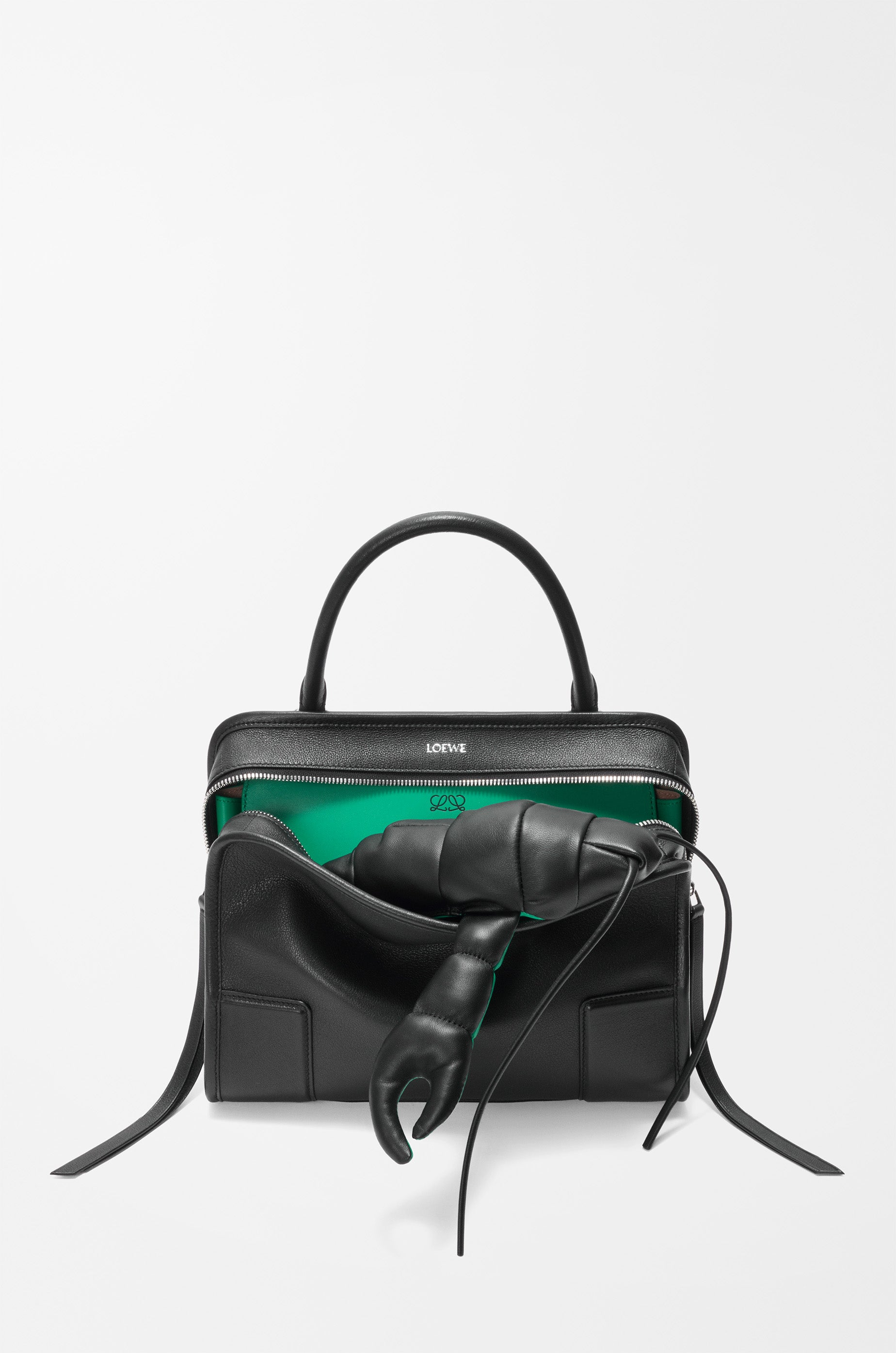 Loewe Medium Amazona 180 Lazy Crab bag in buffalino leather
