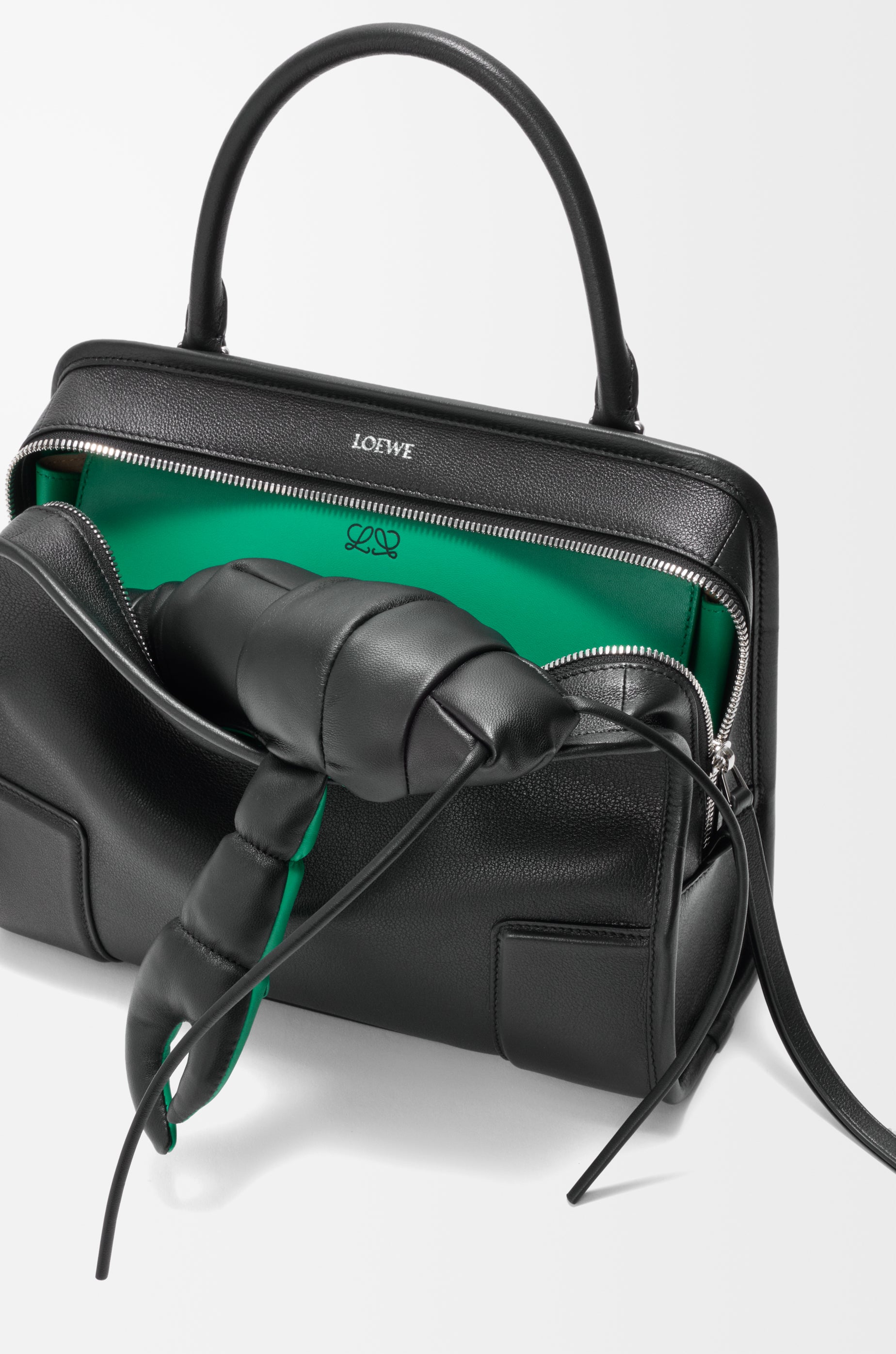 Loewe Medium Amazona 180 Lazy Crab bag in buffalino leather