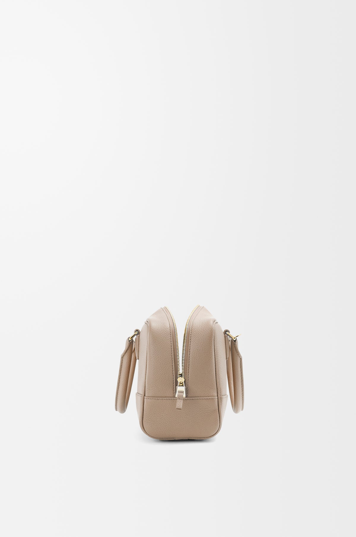 Loewe Amazona 23 bag in soft grained calfskin