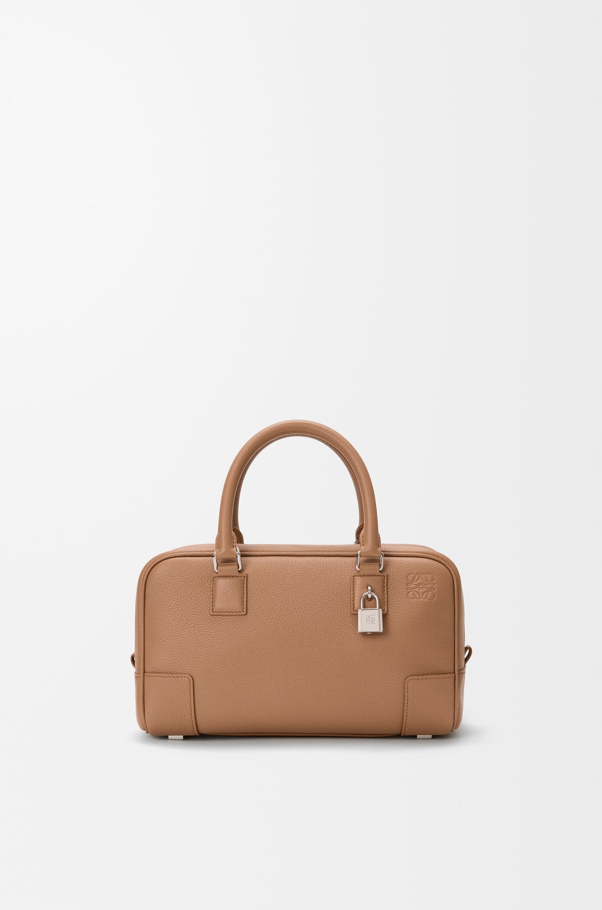Loewe Amazona 23 bag in soft grained calfskin