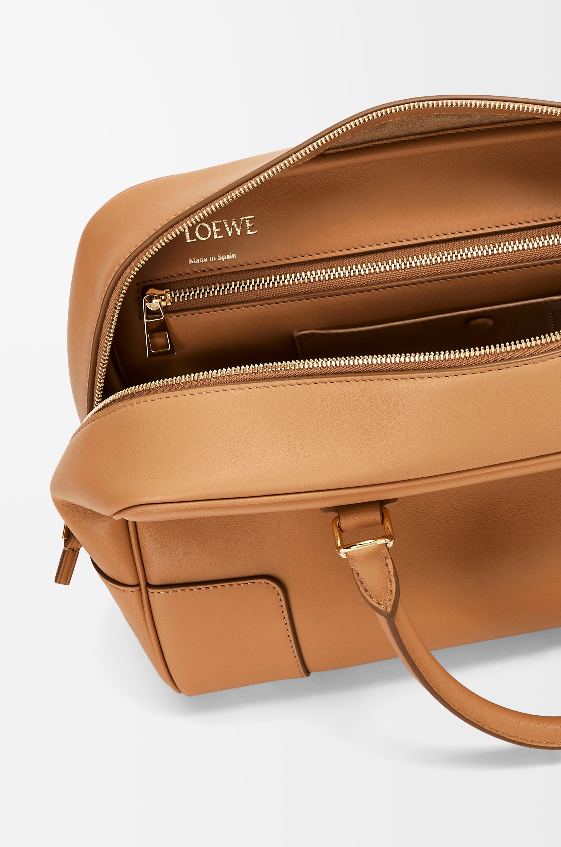 Loewe Amazona 28 bag in nappa calfskin