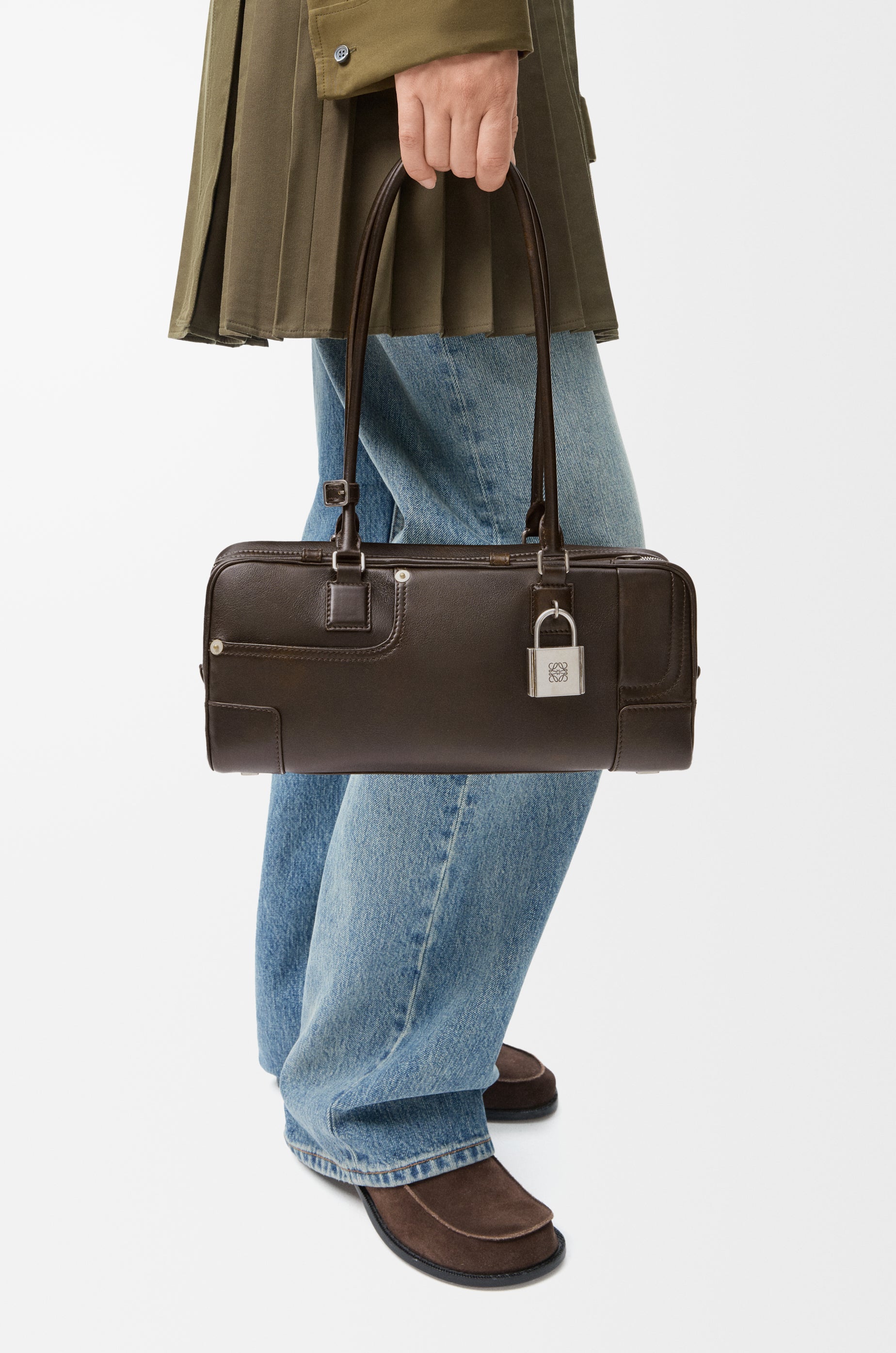 Loewe Panta Amazona 31 cropped bag in shiny calfskin