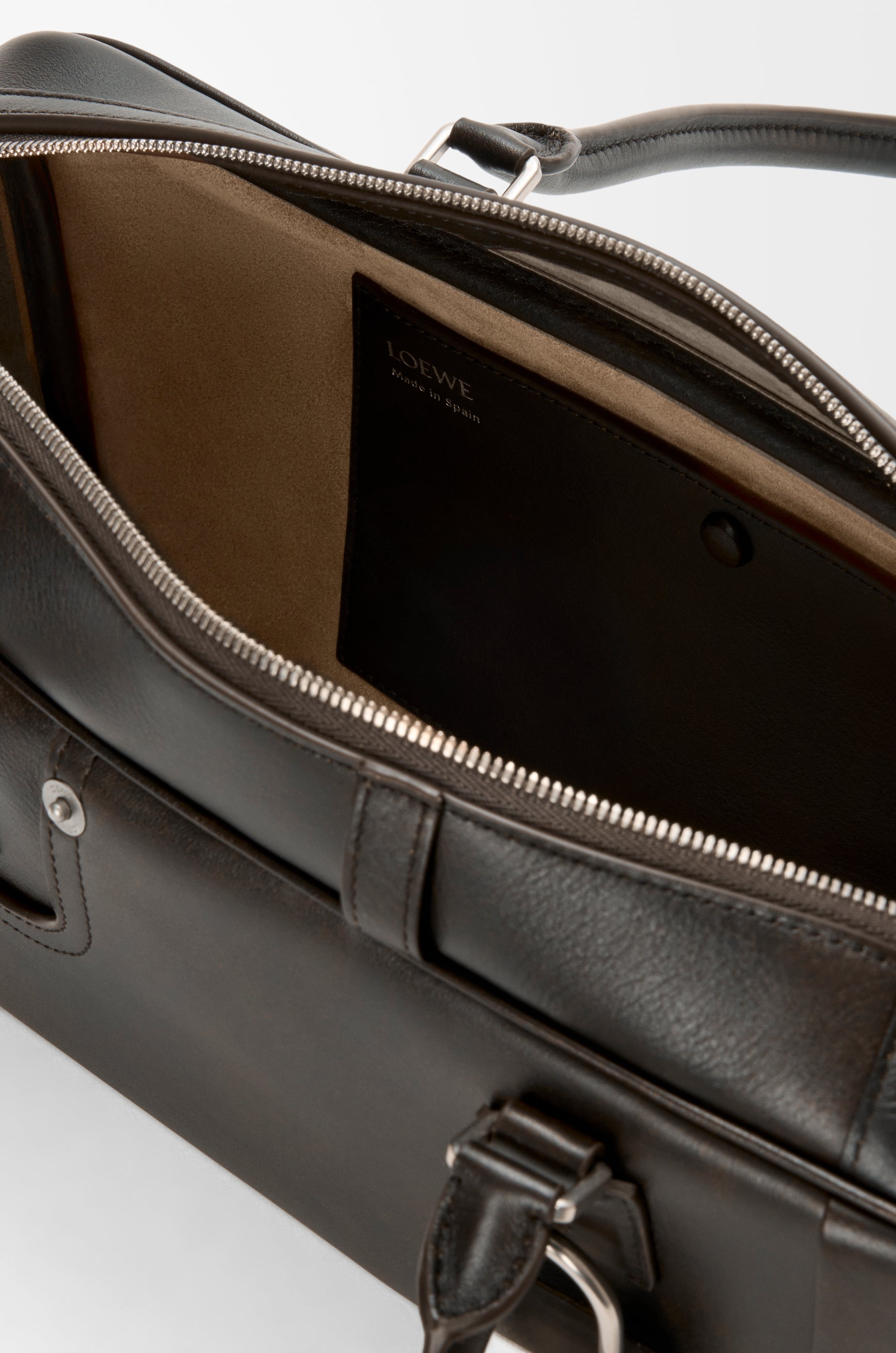 Loewe Panta Amazona 31 cropped bag in shiny calfskin