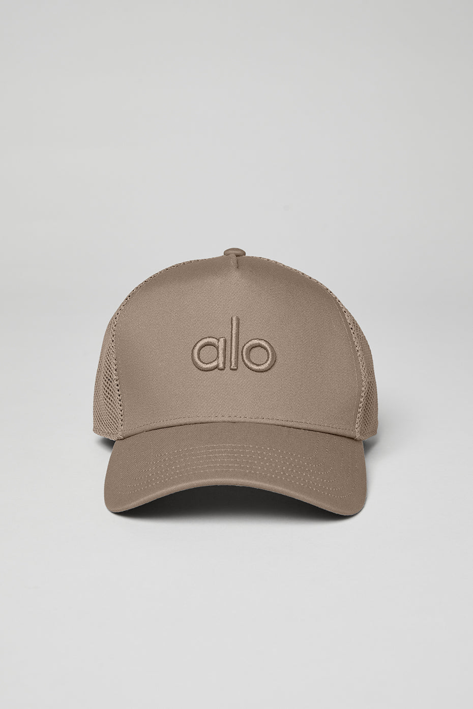 Alo Yoga Women'S District Trucker Hat