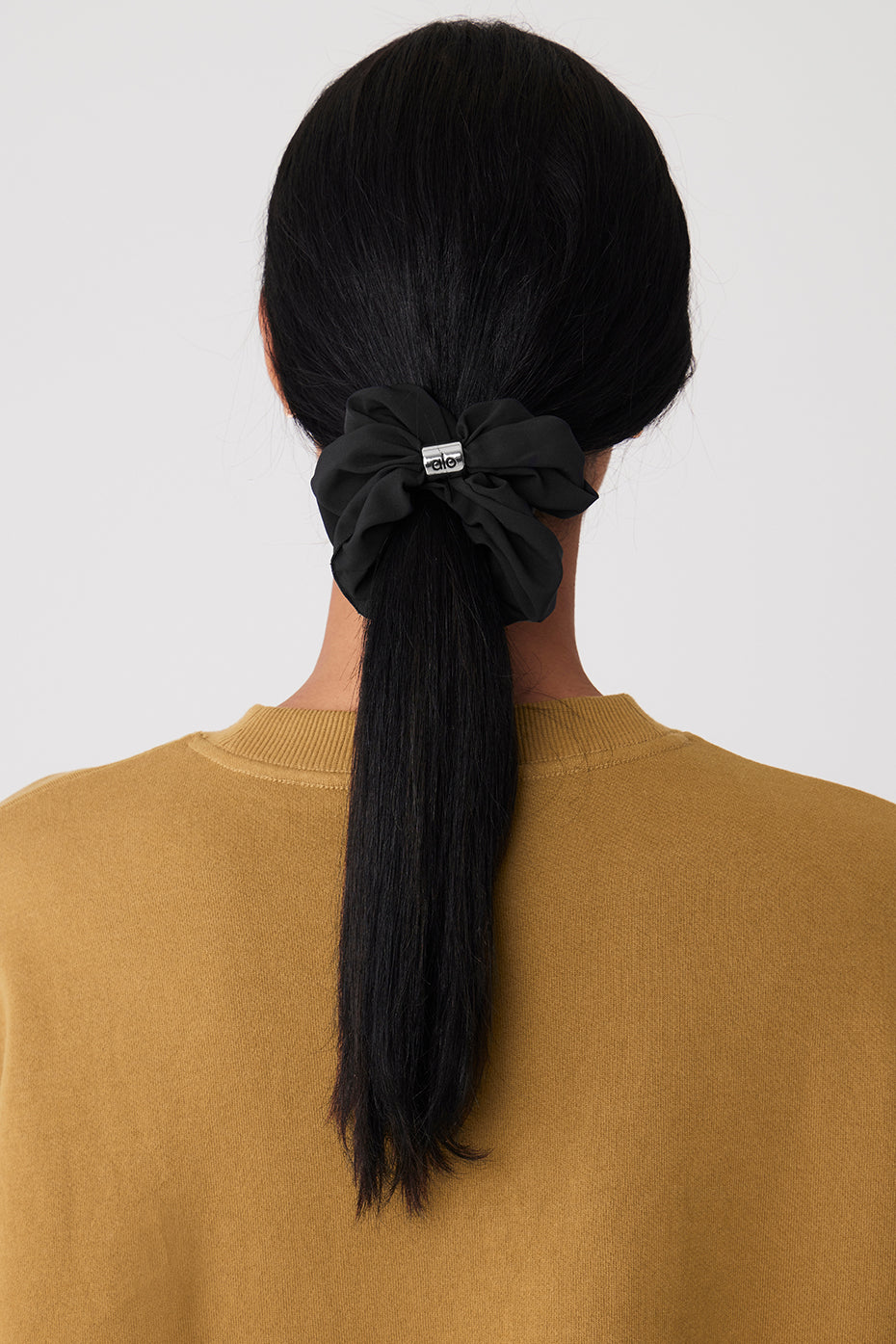 Alo Yoga Women'S Bead It Oversized Scrunchie