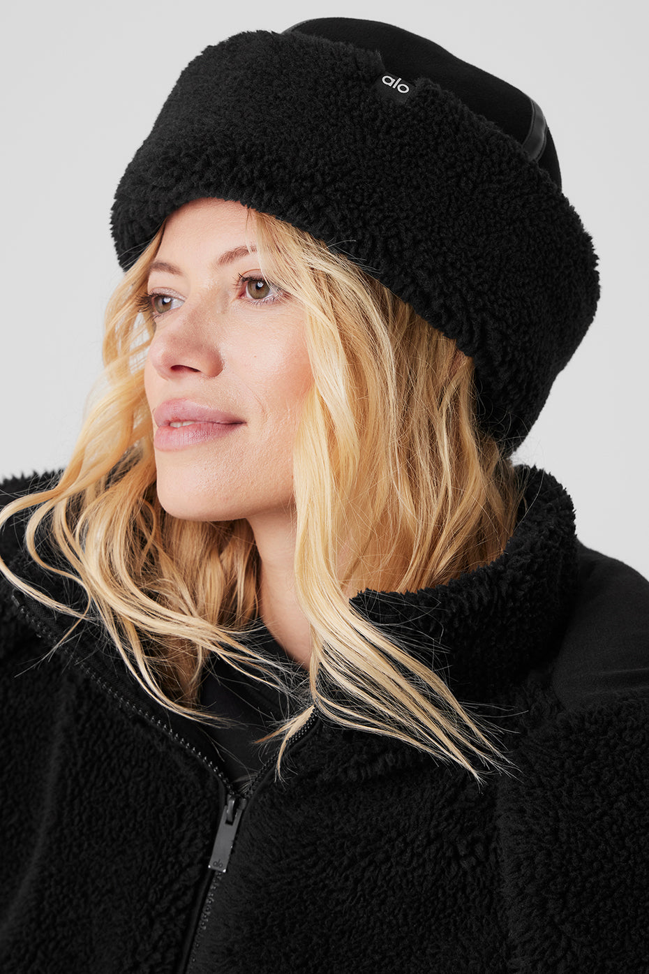 Alo Yoga Women'S Winterfun Zhivago Hat