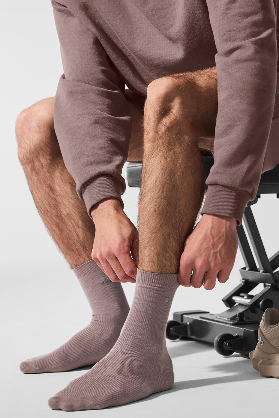 Alo Yoga Unisex Half-Crew Understated Sock