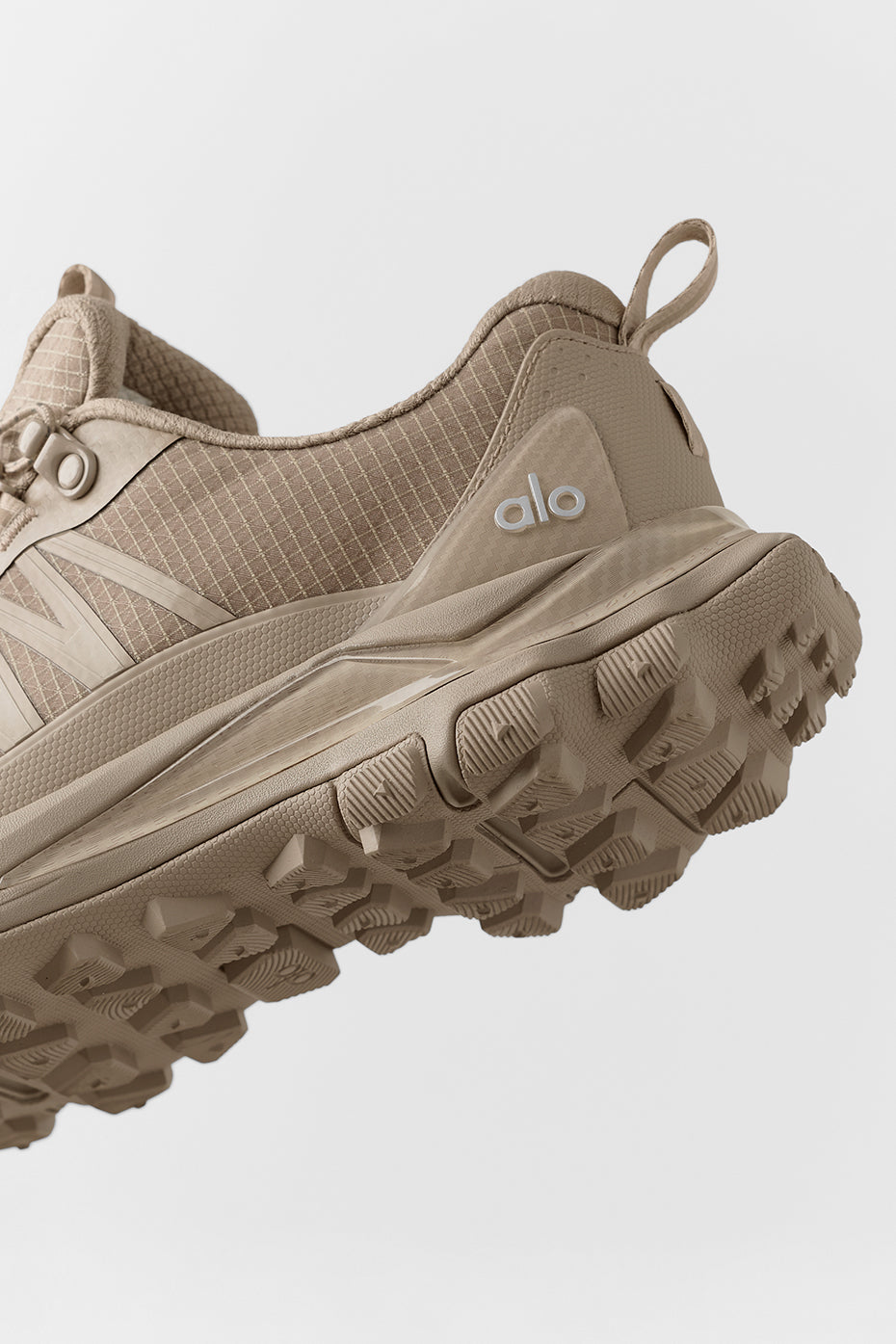 Alo Yoga Alo Trail