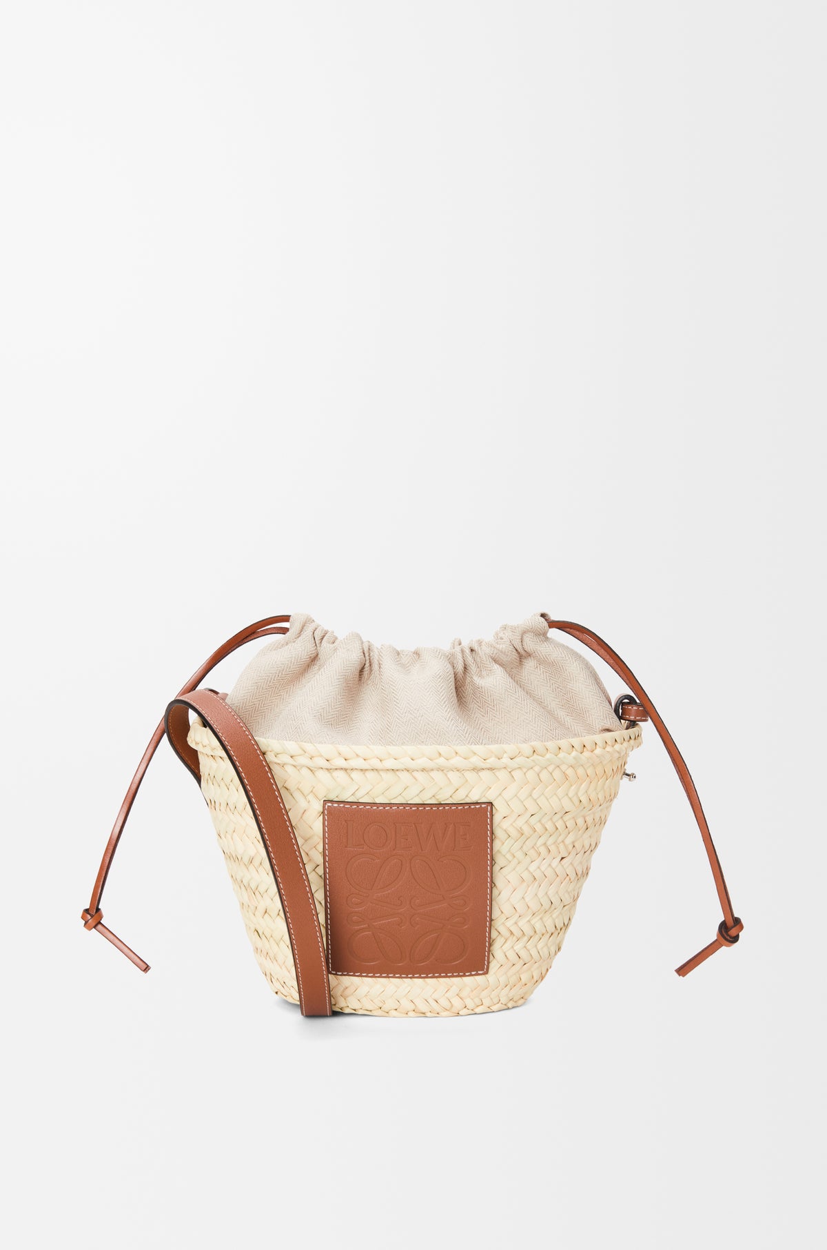 Loewe Drawstring bucket in palm leaf and calfskin