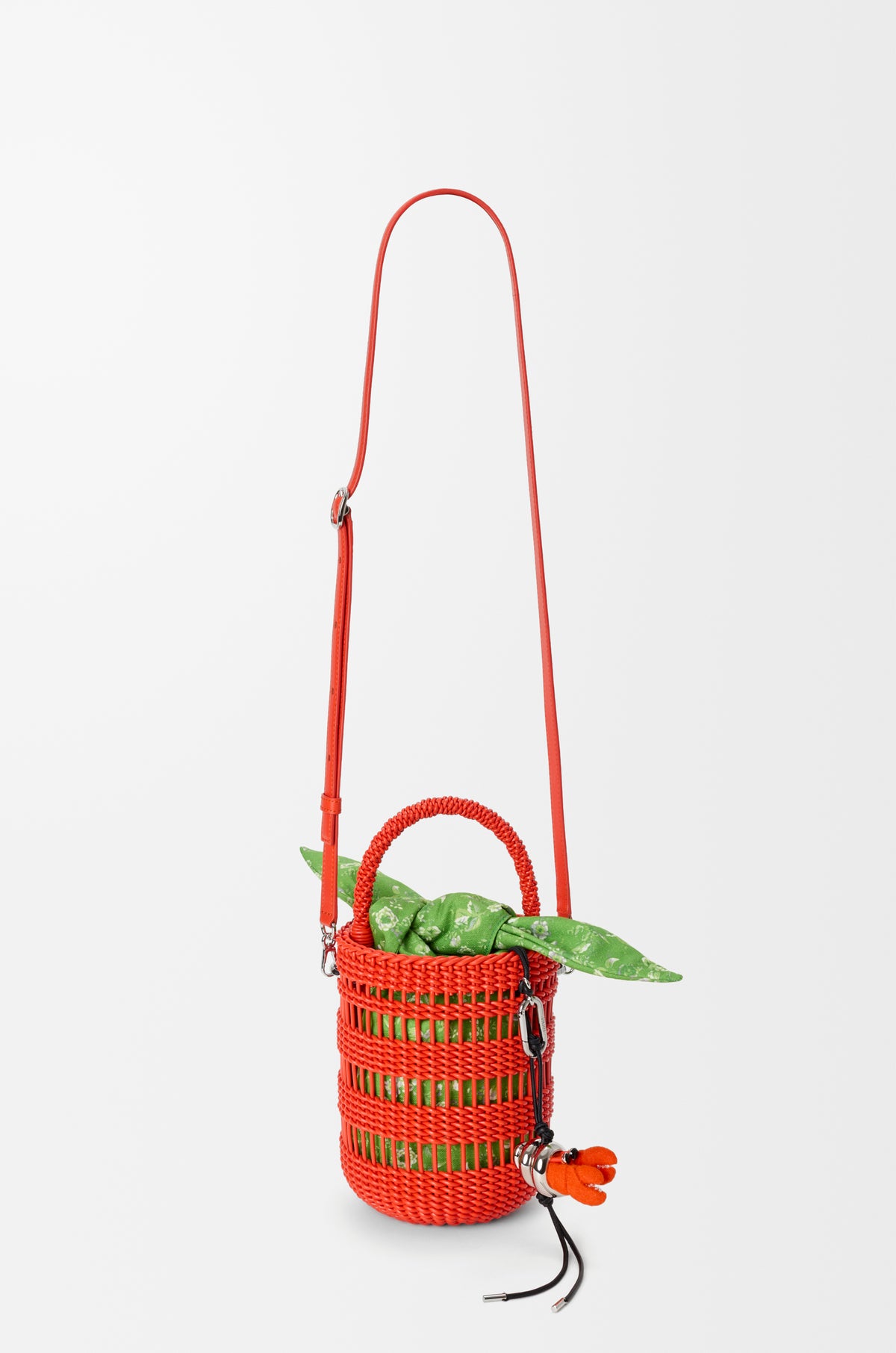 Loewe Weaved bucket in nappa leather