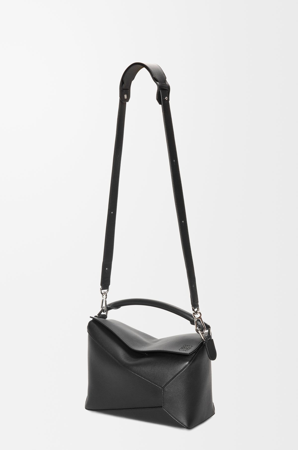 Loewe Medium Puzzle Edge bag in classic calfskin