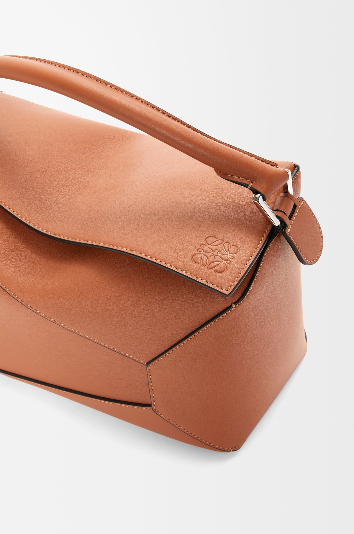 Loewe Medium Puzzle Edge bag in classic calfskin