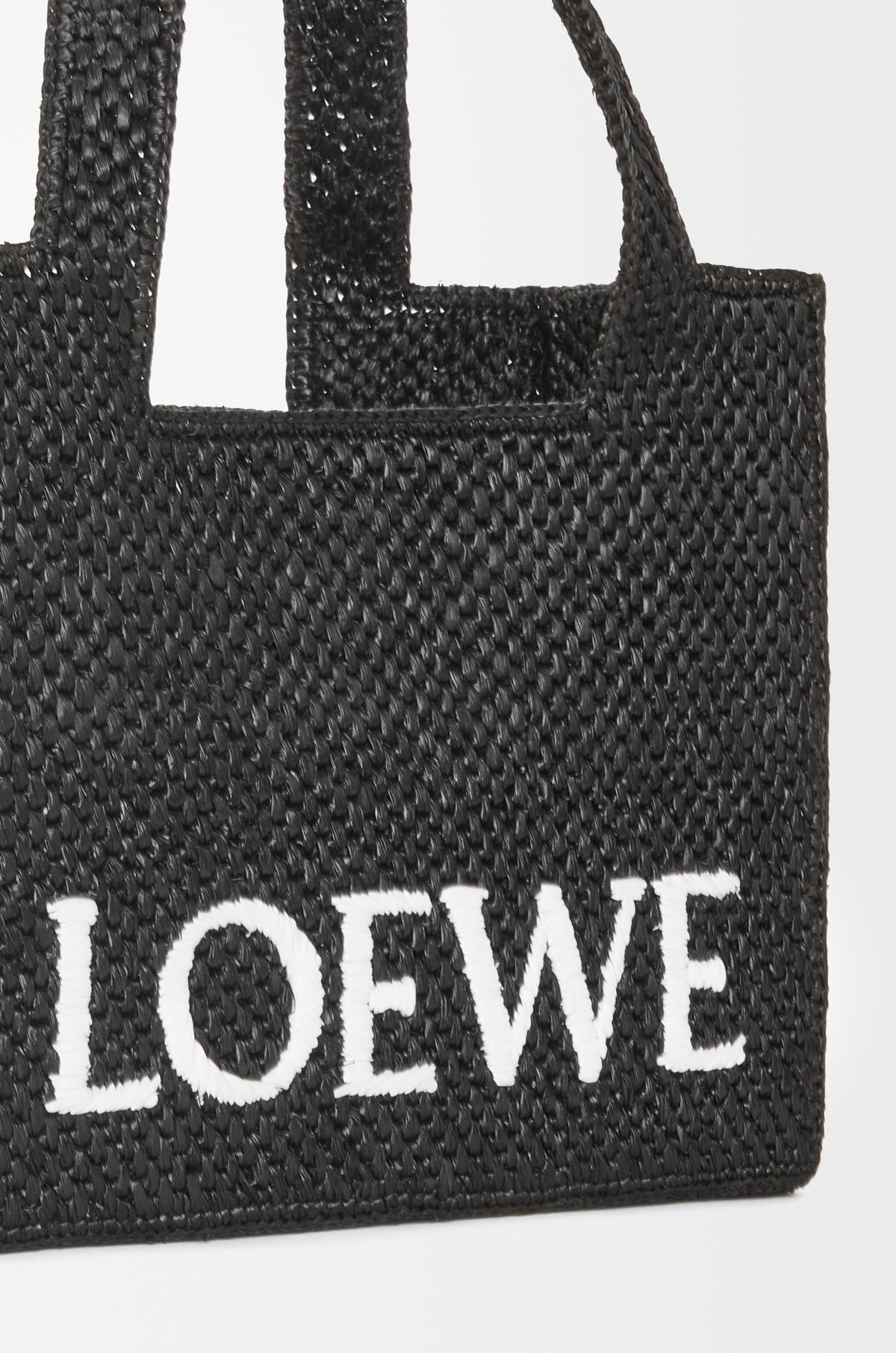 Loewe Medium LOEWE Font tote in raffia