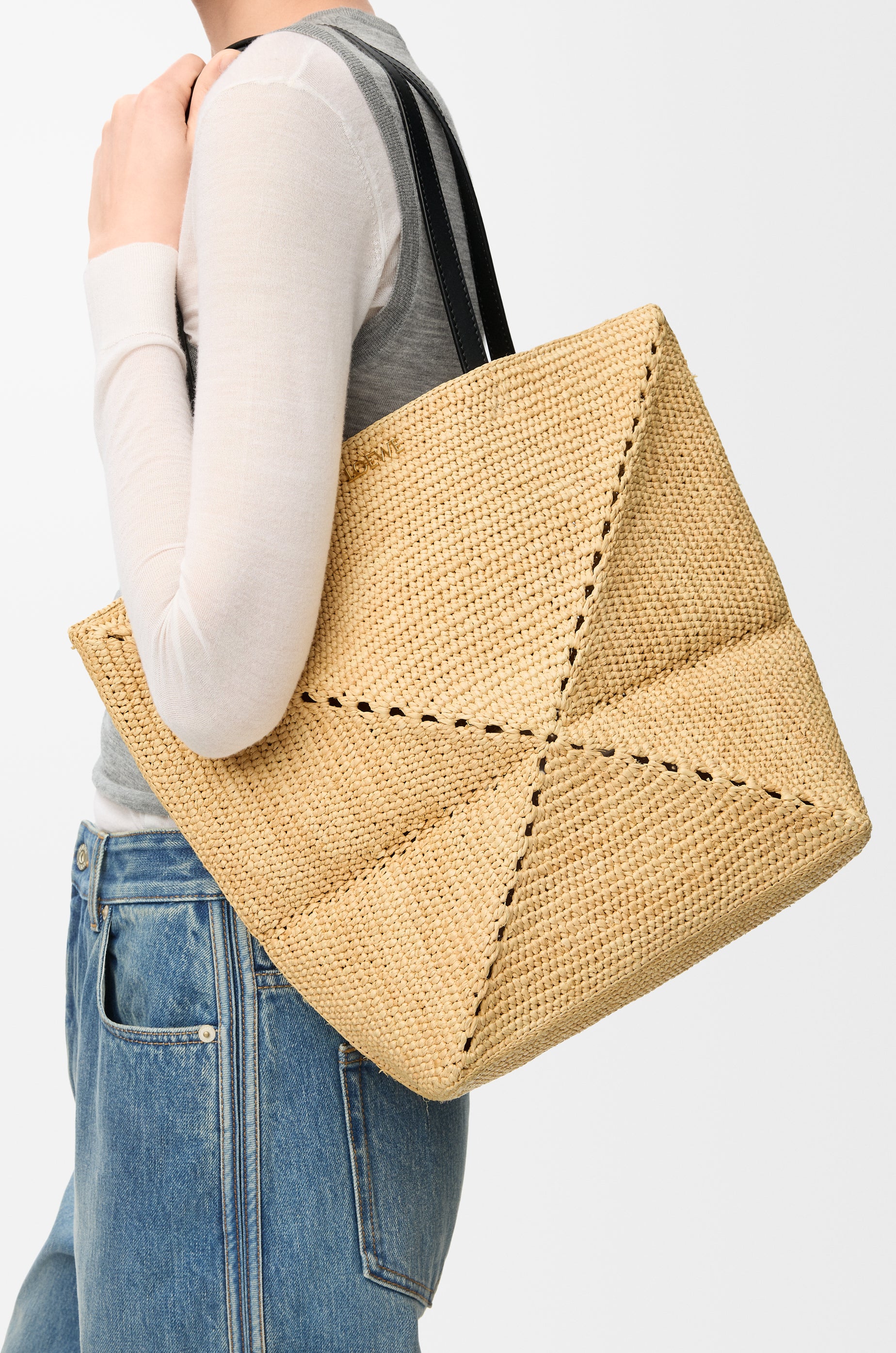 Loewe Medium Puzzle Fold tote in raffia