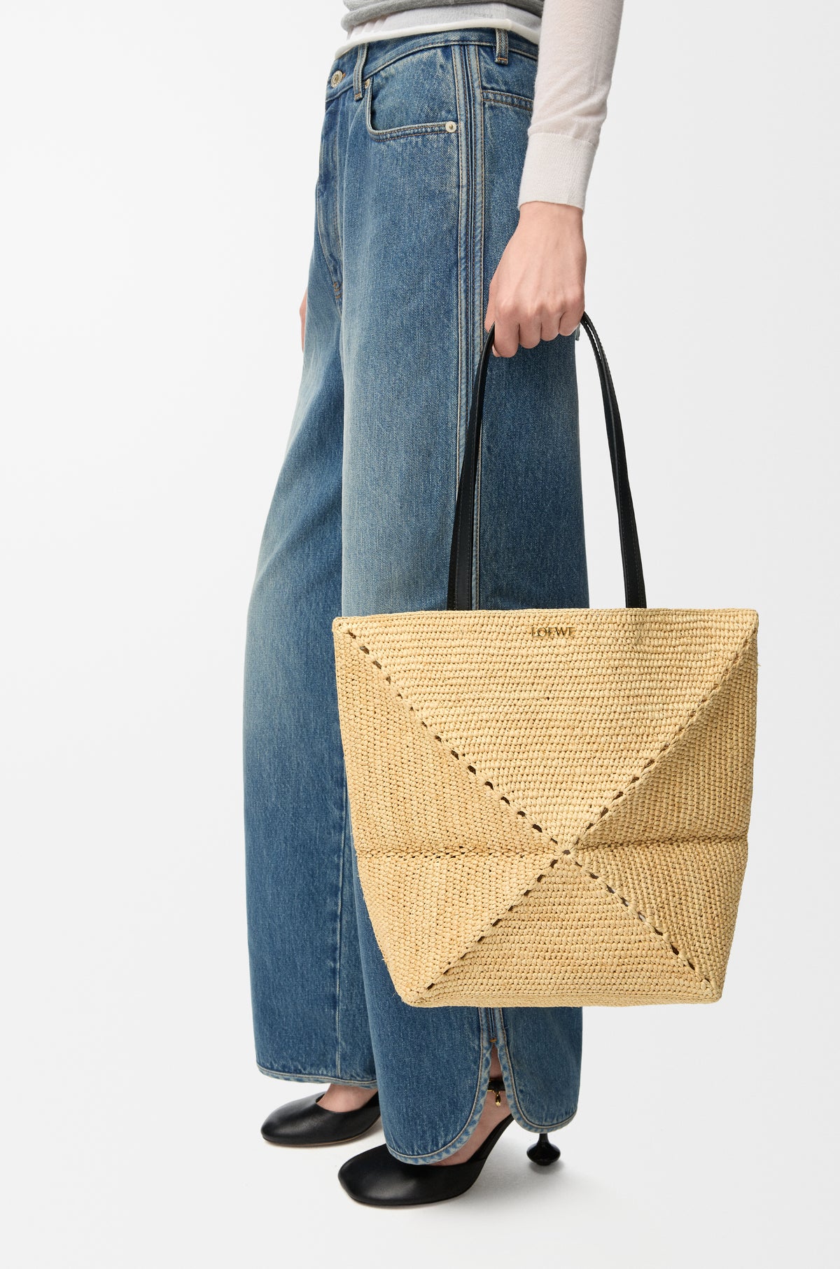 Loewe Medium Puzzle Fold tote in raffia
