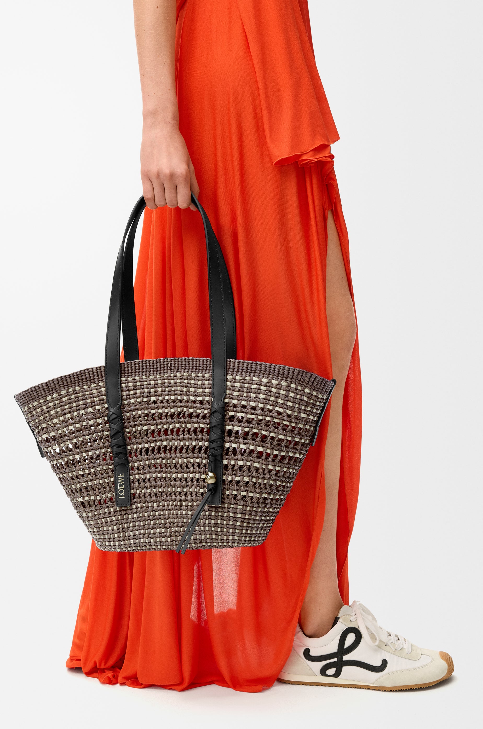 Loewe Medium Braid basket in iraca palm and calfskin
