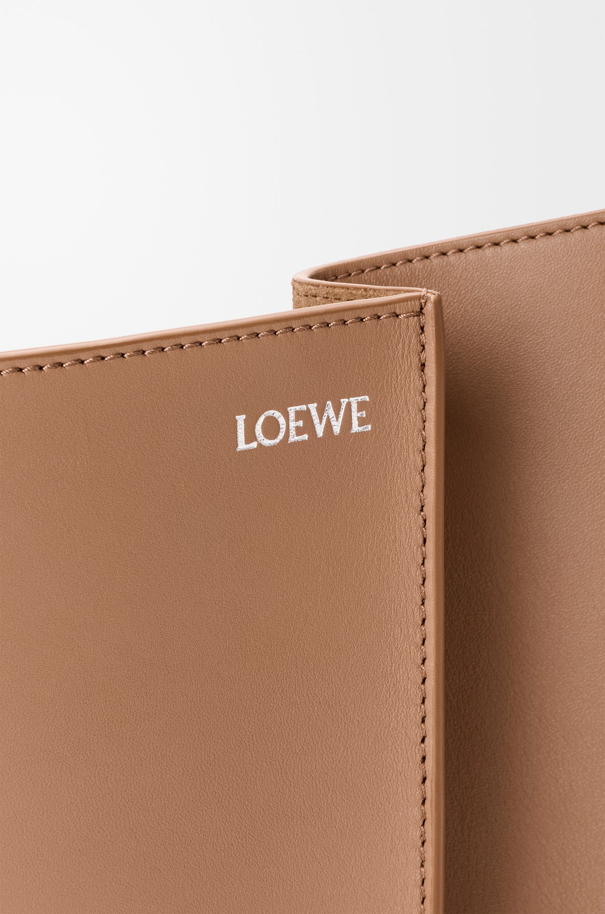 Loewe Medium Bilbao bucket in smooth calfskin