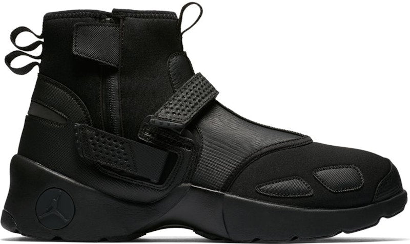 Jordan Trunner Lx High Triple Black