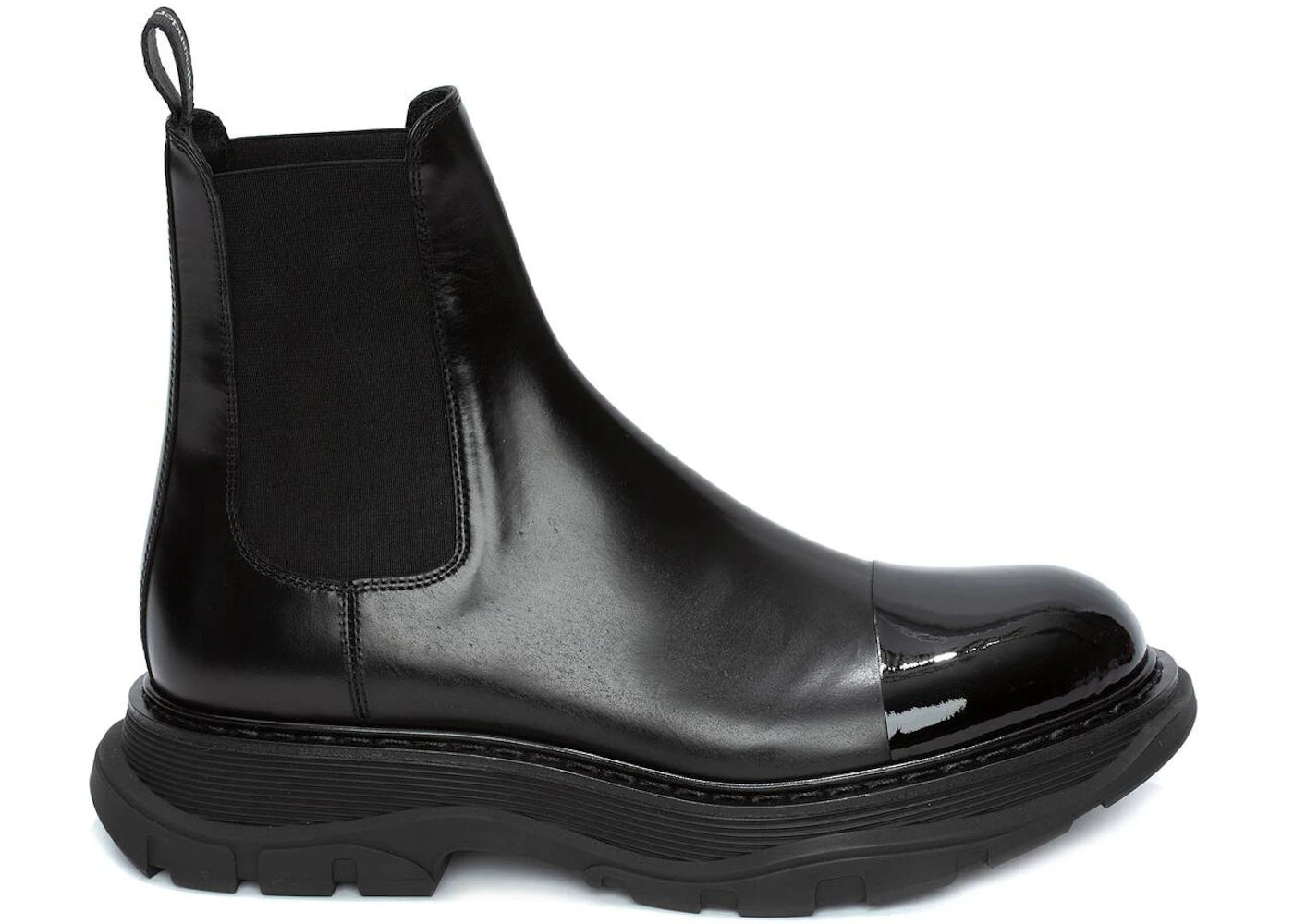 alexander mcqueen shiny toecap tread chelsea boot black
