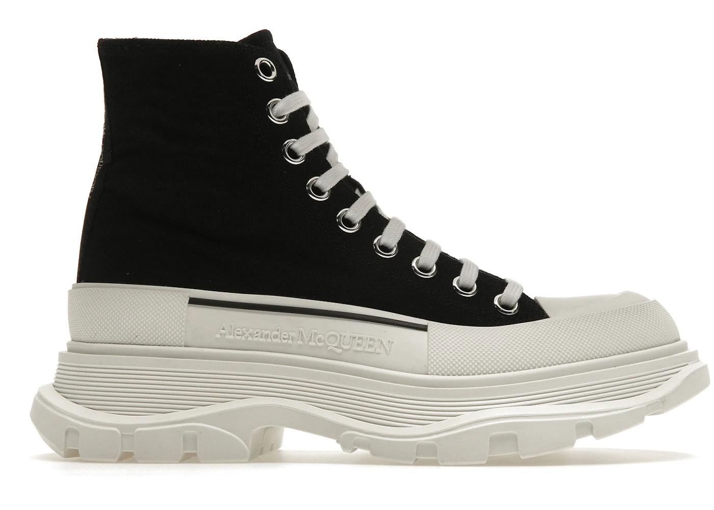 alexander mcqueen tread slick lace up boot black white (women's)