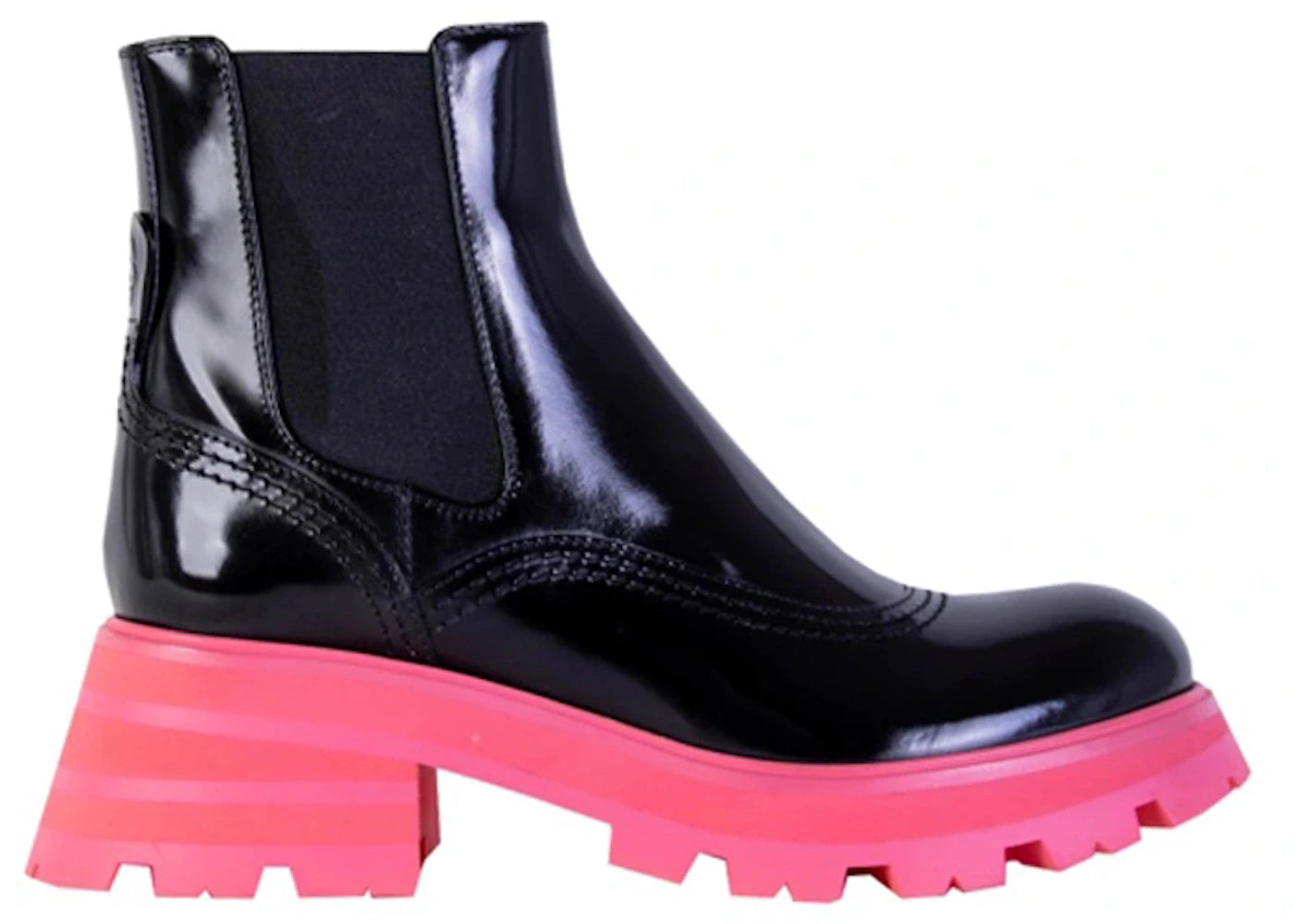 alexander mcqueen wander chelsea boots black pink (women's)