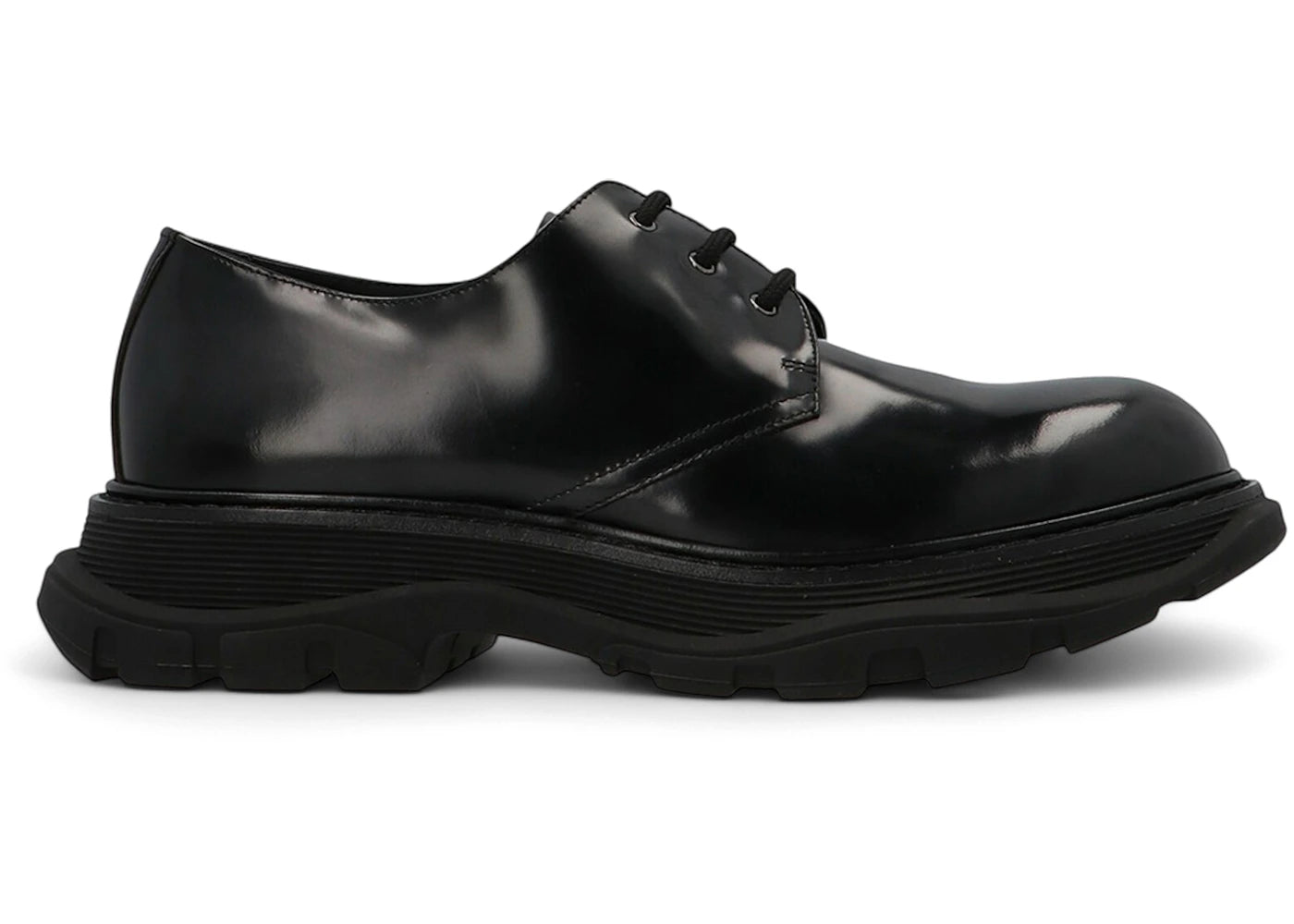 alexander mcqueen wander lace up black