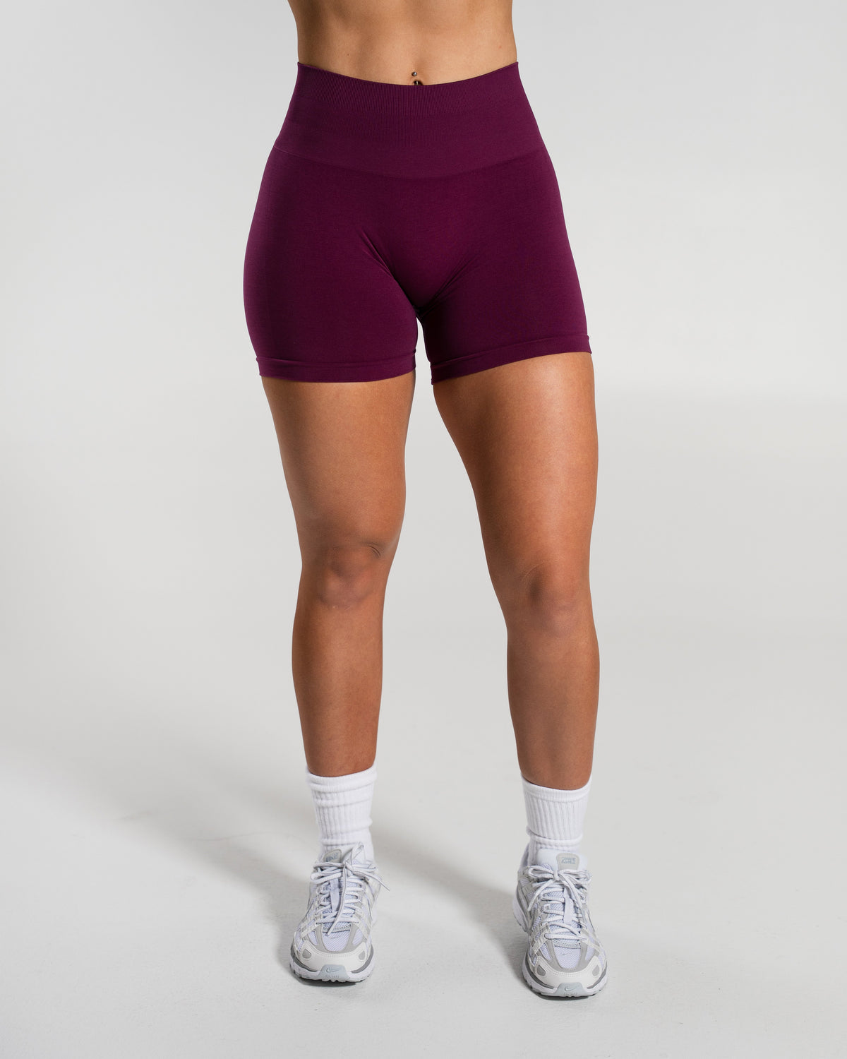 Alphalete Women's Amplify Mid Rise Short