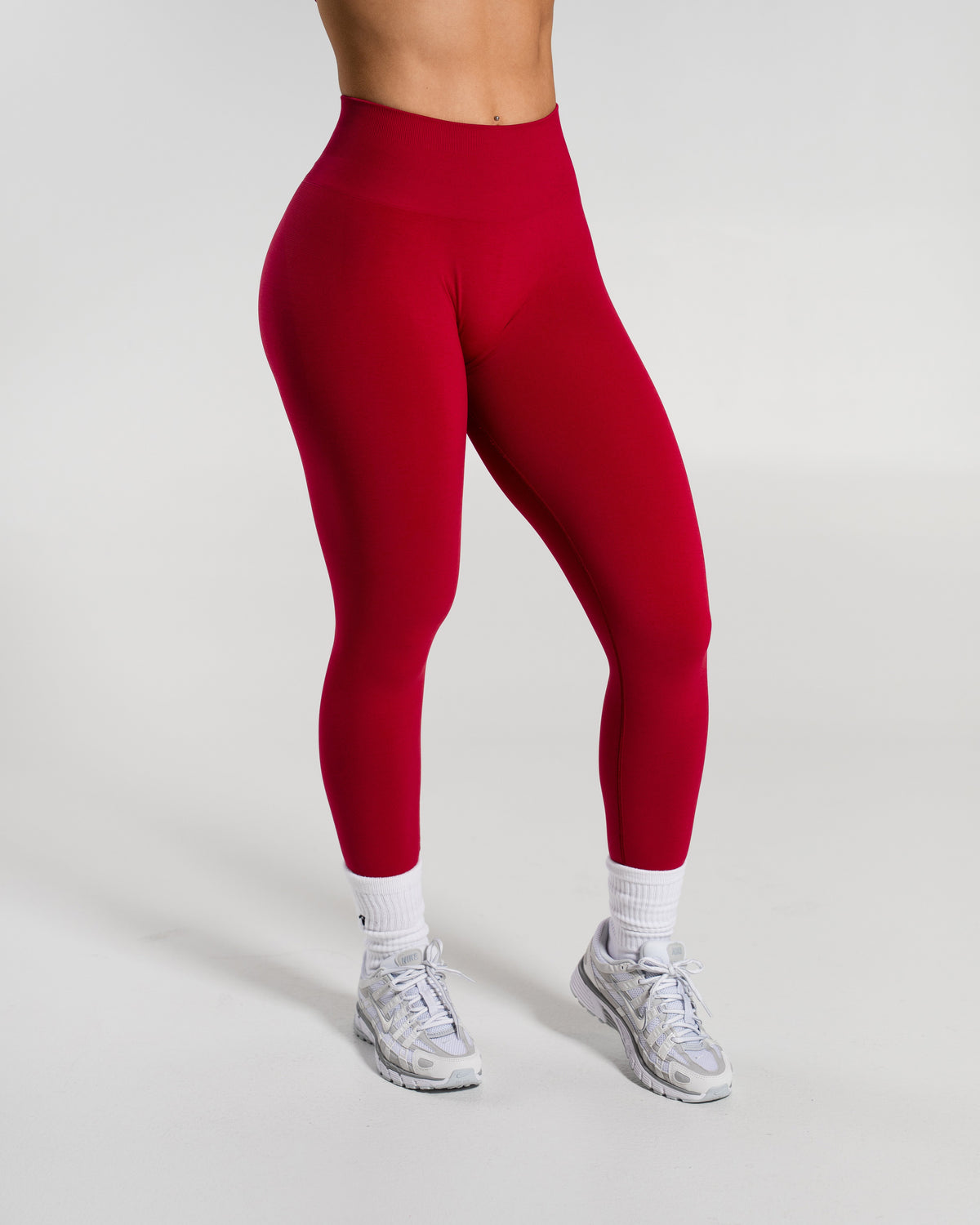 Alphalete Women's Amplify Mid Rise Legging