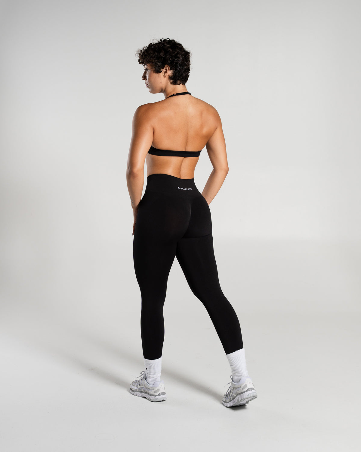 Alphalete Women's Amplify Mid Rise Legging