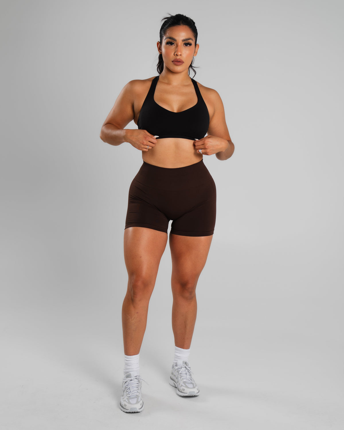 Alphalete Women's Amplify Mid Rise Short