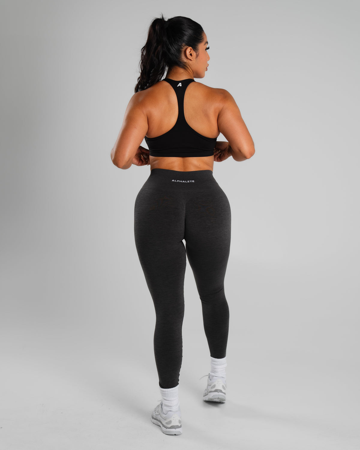 Alphalete Women's Amplify Mid Rise Legging