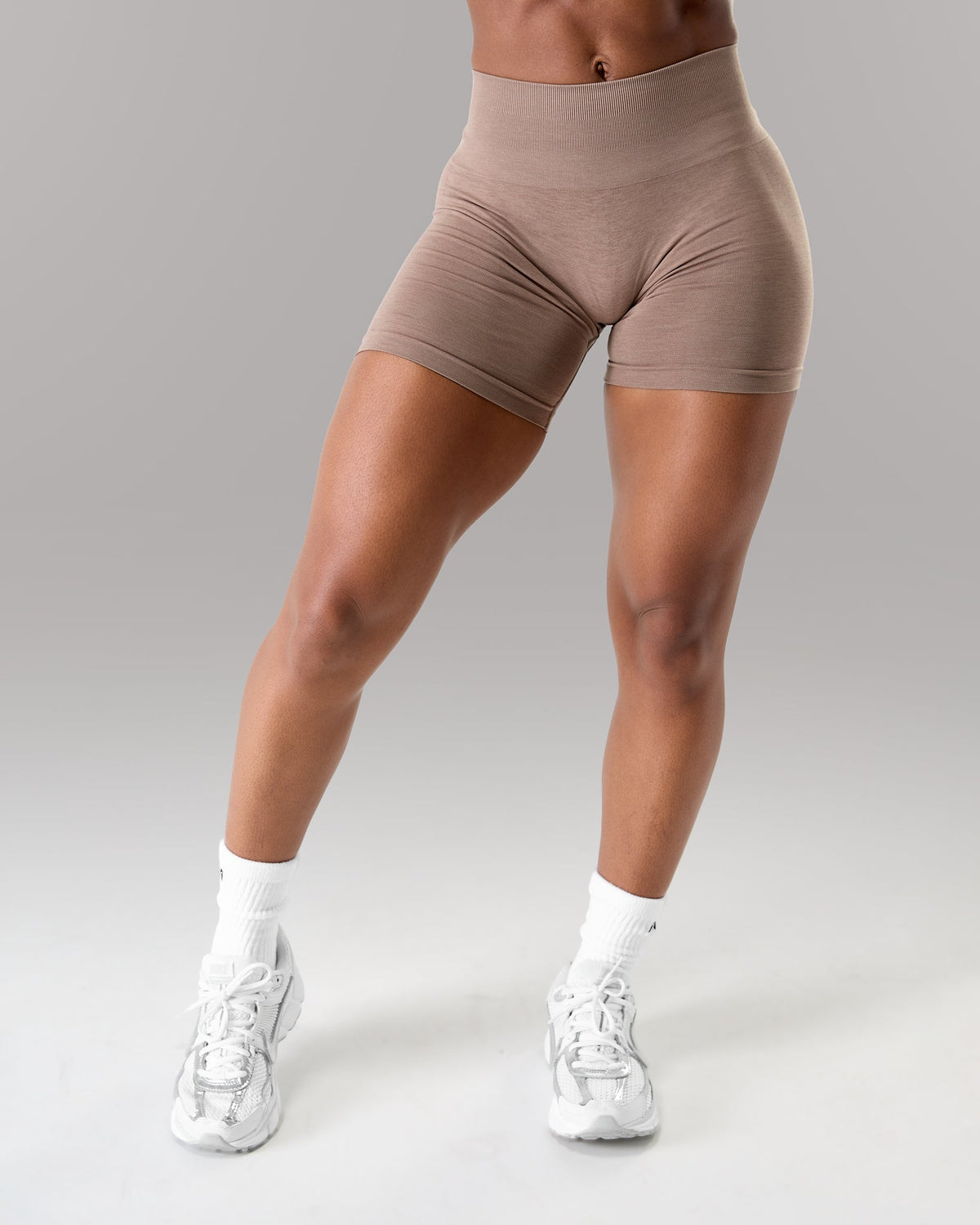 Alphalete Women's Amplify Mid Rise Short