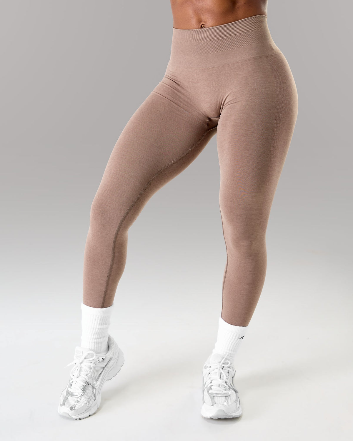Alphalete Women's Amplify Mid Rise Legging
