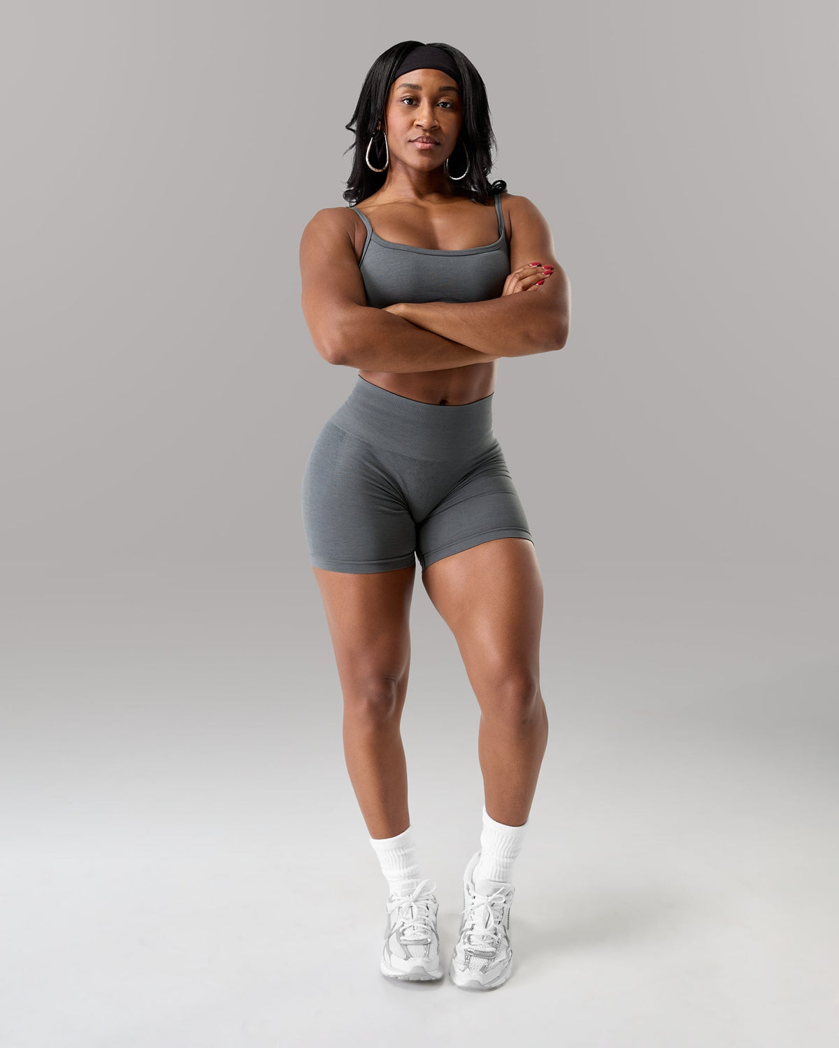 Alphalete Women's Amplify Mid Rise Short