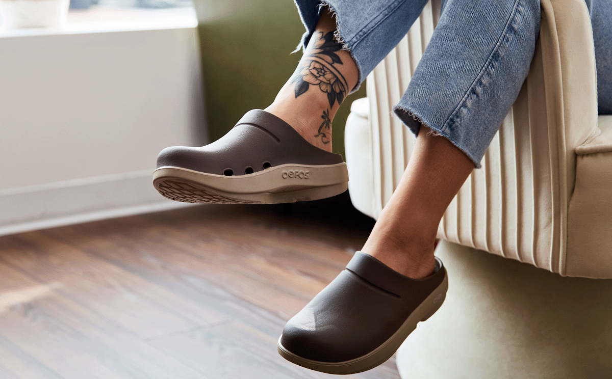 Oofos Women's Luxe Clog Nomad & Portobello