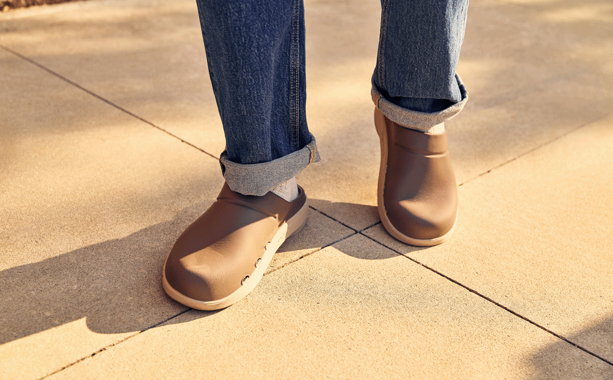 Oofos Men's Luxe Clog Nomad & Portobello