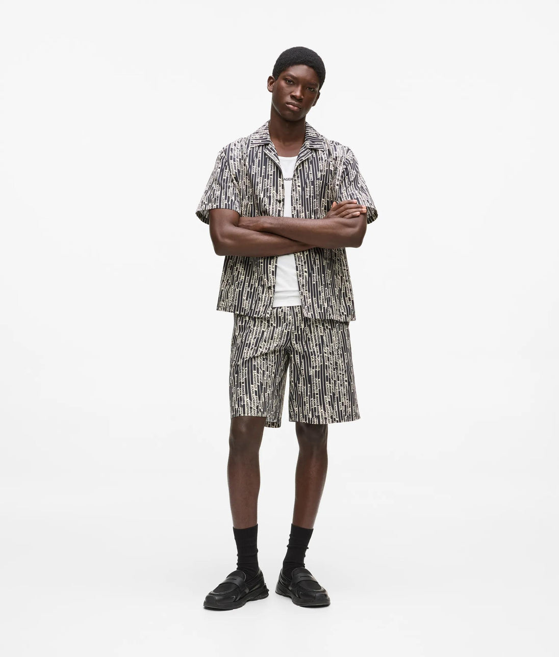 Karl Lagerfeld Short-Sleeved Logo Print Shirt Linear Logo All Over Print